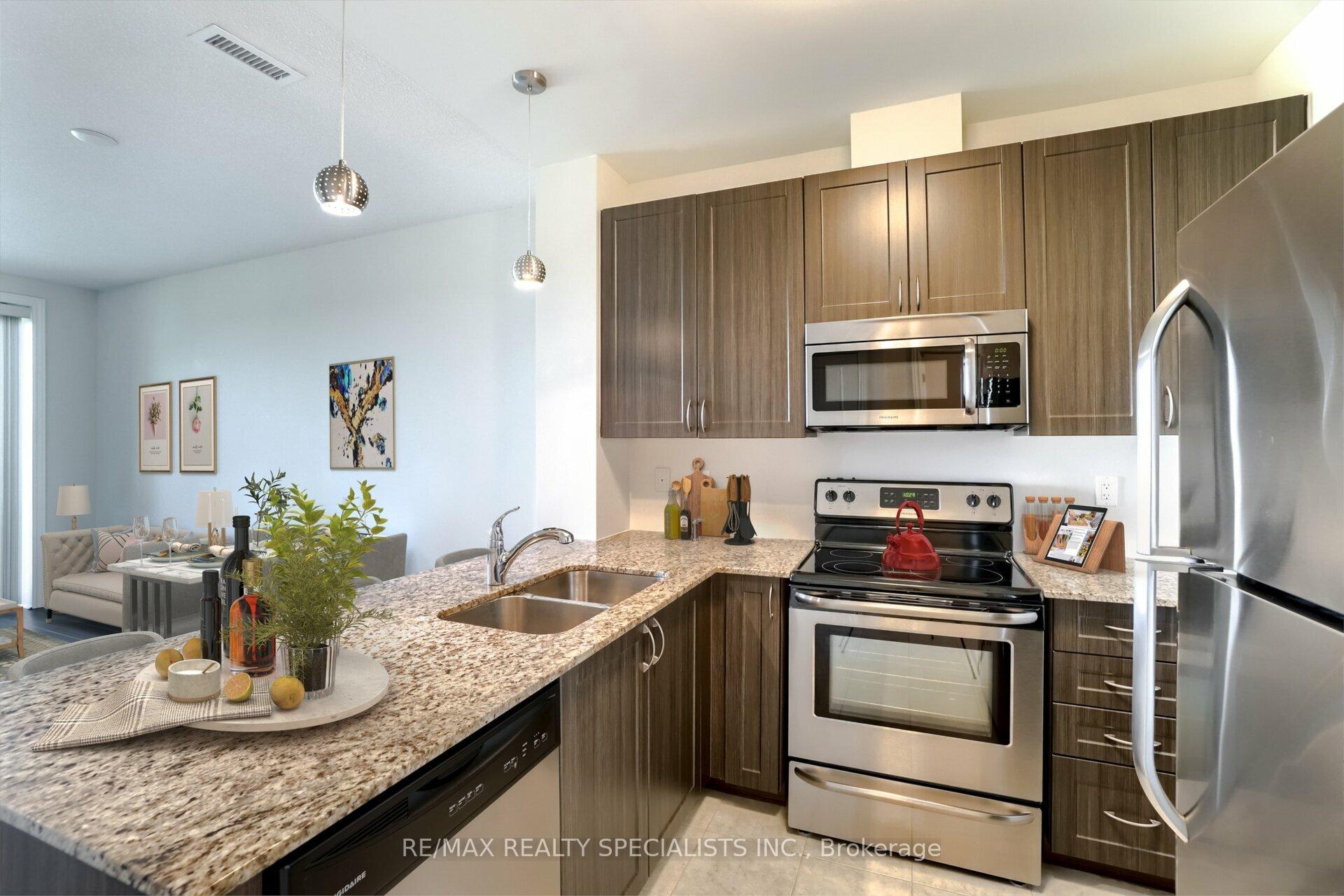 Photo 8 of Unit 522, 33 Whitmer Street, Milton, Scott — HOMEH