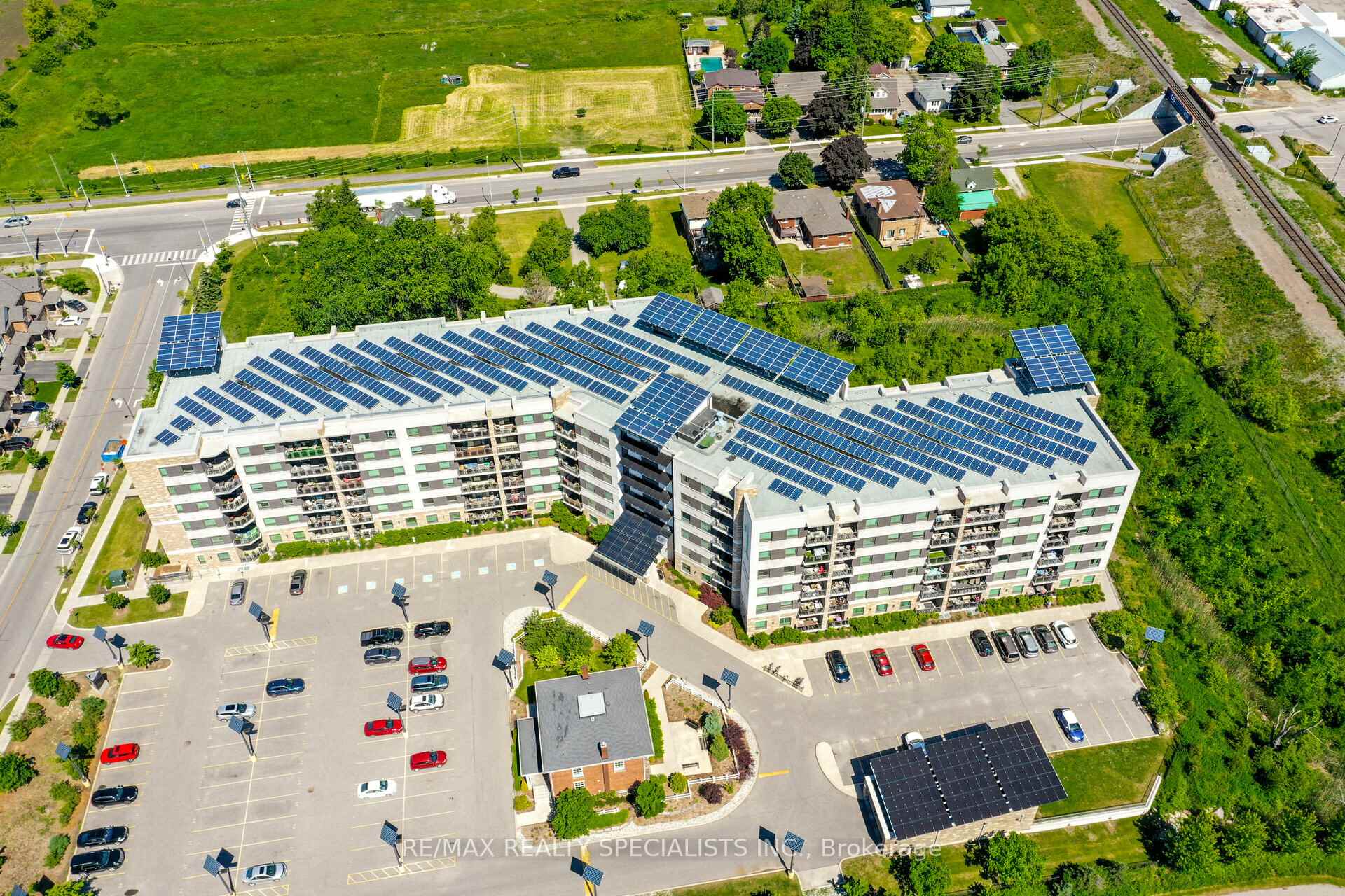 Photo 18 of Unit 522, 33 Whitmer Street, Milton, Scott — HOMEH