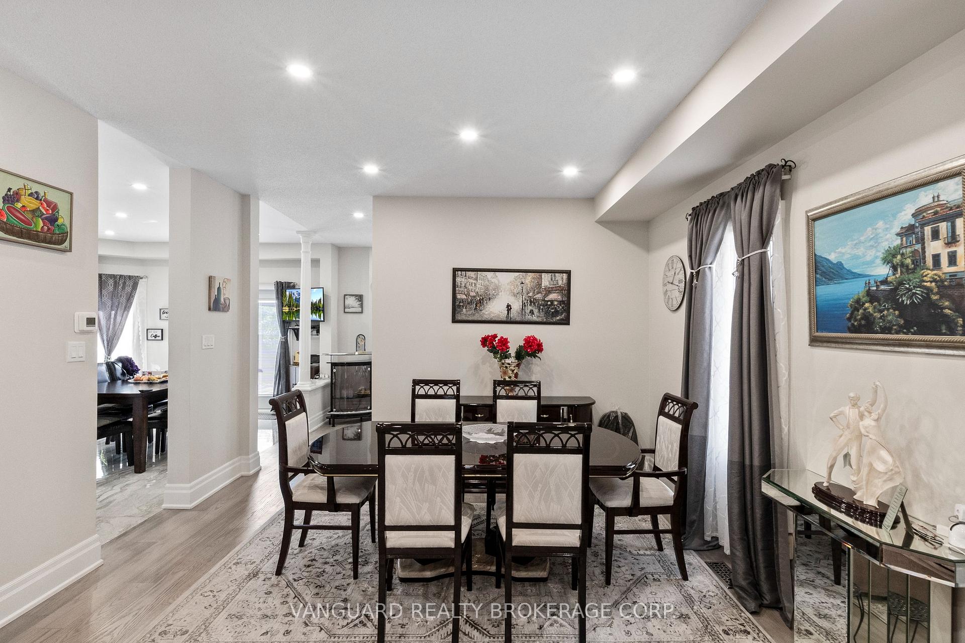 Photo 10 of 84 Sapphire Drive, Richmond Hill, Rouge Woods — HOMEH