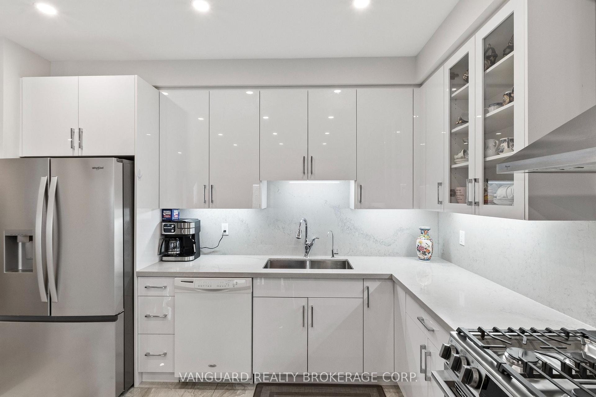 Photo 17 of 84 Sapphire Drive, Richmond Hill, Rouge Woods — HOMEH