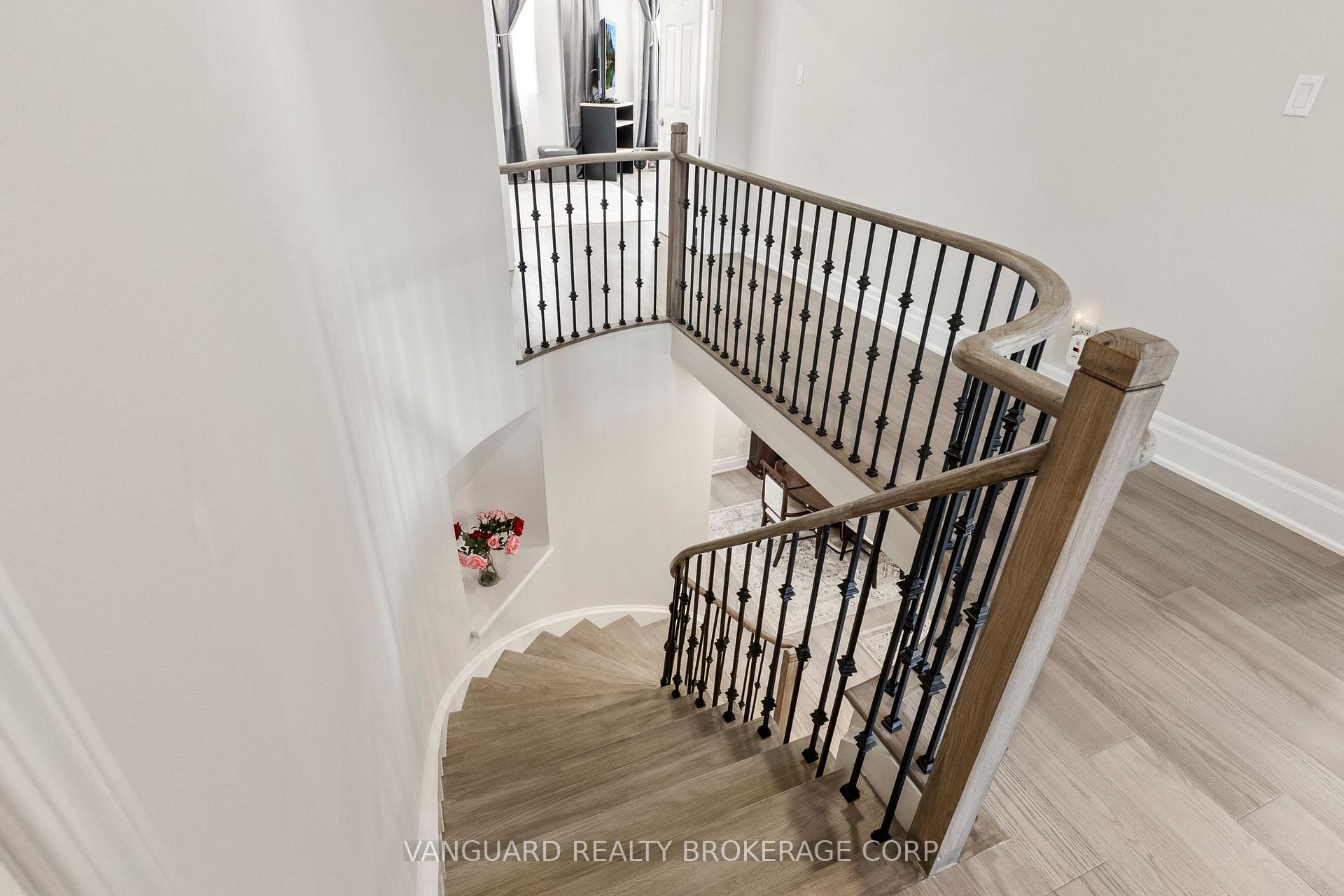 Photo 34 of 84 Sapphire Drive, Richmond Hill, Rouge Woods — HOMEH