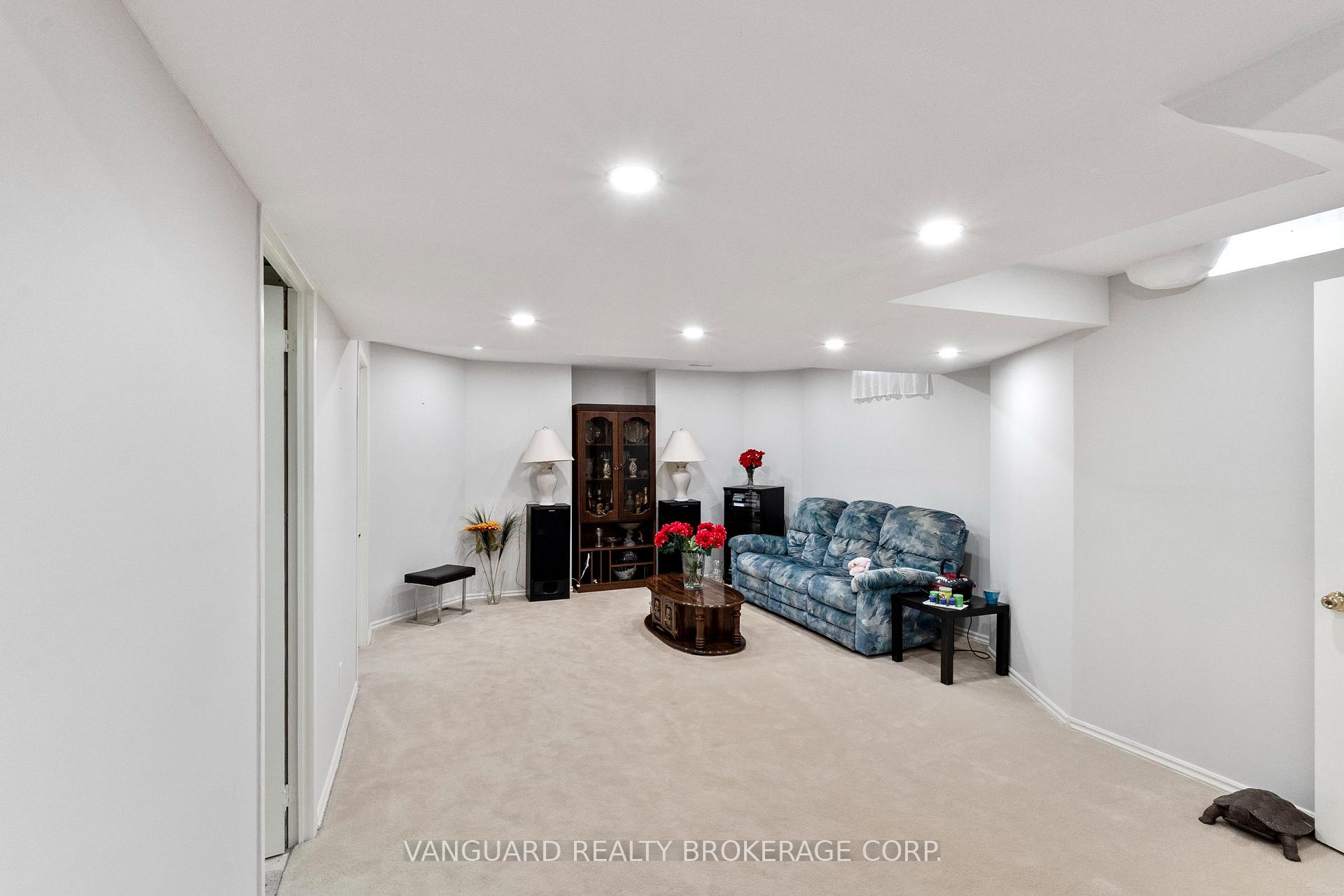 Photo 35 of 84 Sapphire Drive, Richmond Hill, Rouge Woods — HOMEH