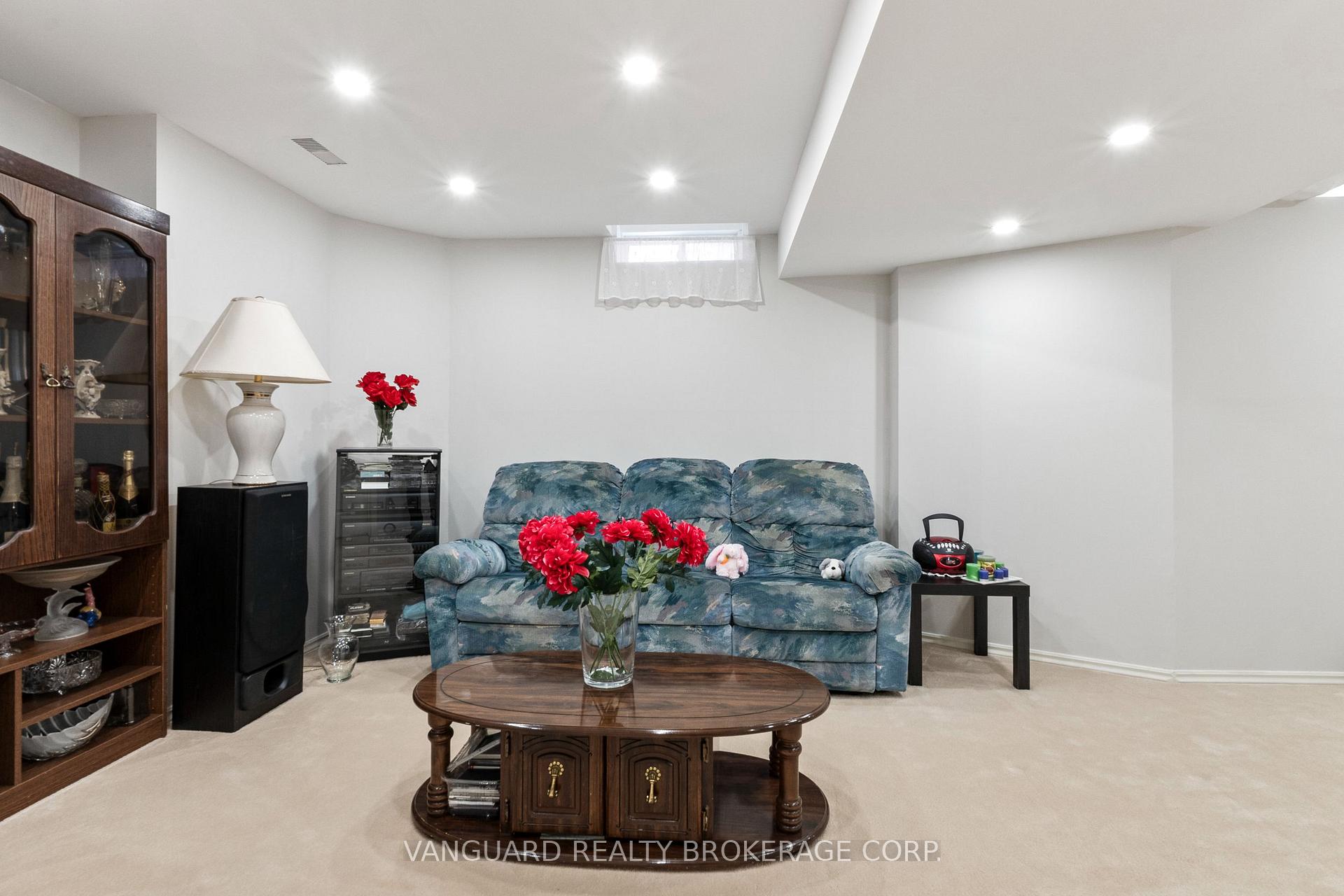Photo 36 of 84 Sapphire Drive, Richmond Hill, Rouge Woods — HOMEH