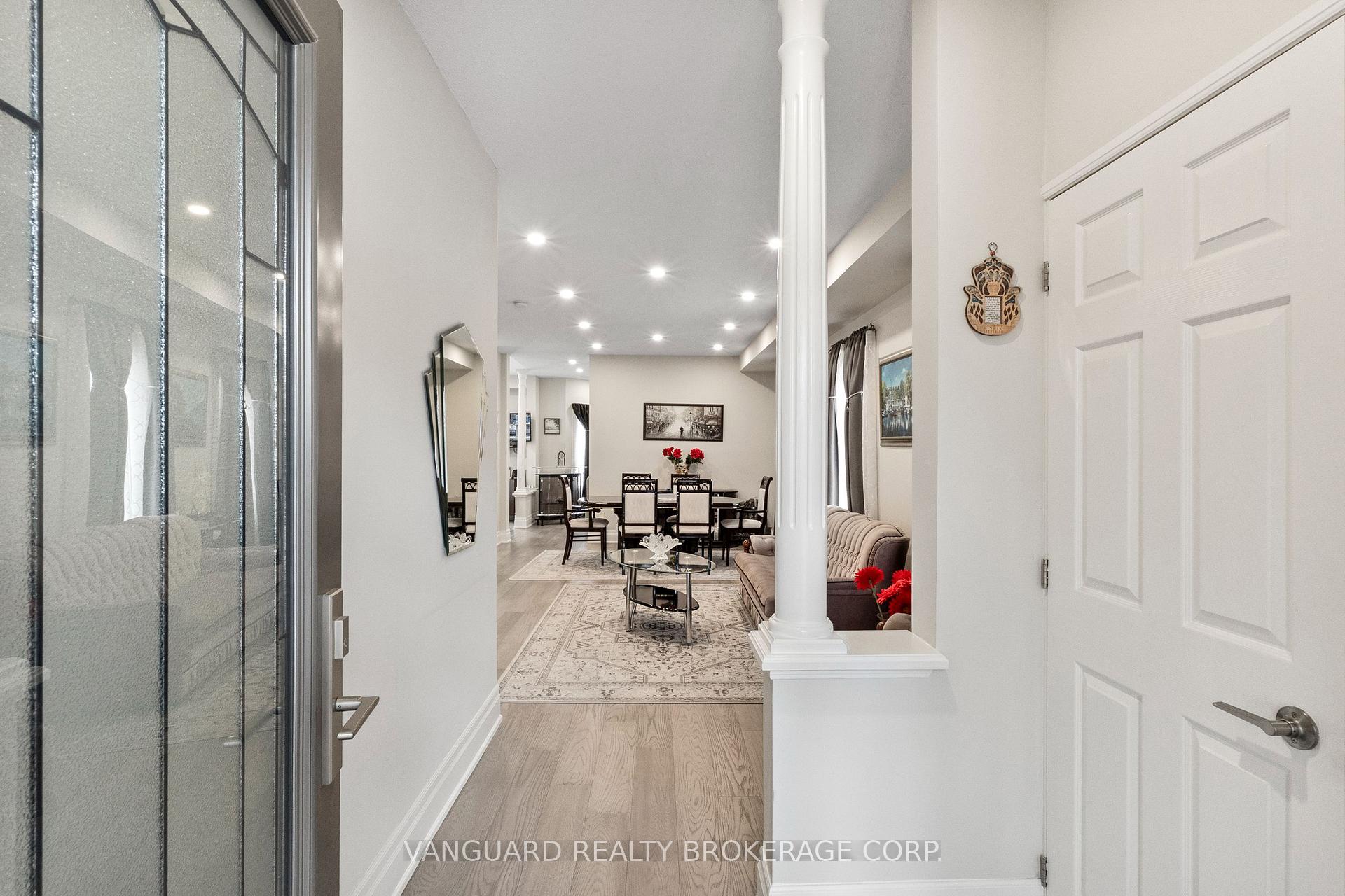 Photo 7 of 84 Sapphire Drive, Richmond Hill, Rouge Woods — HOMEH