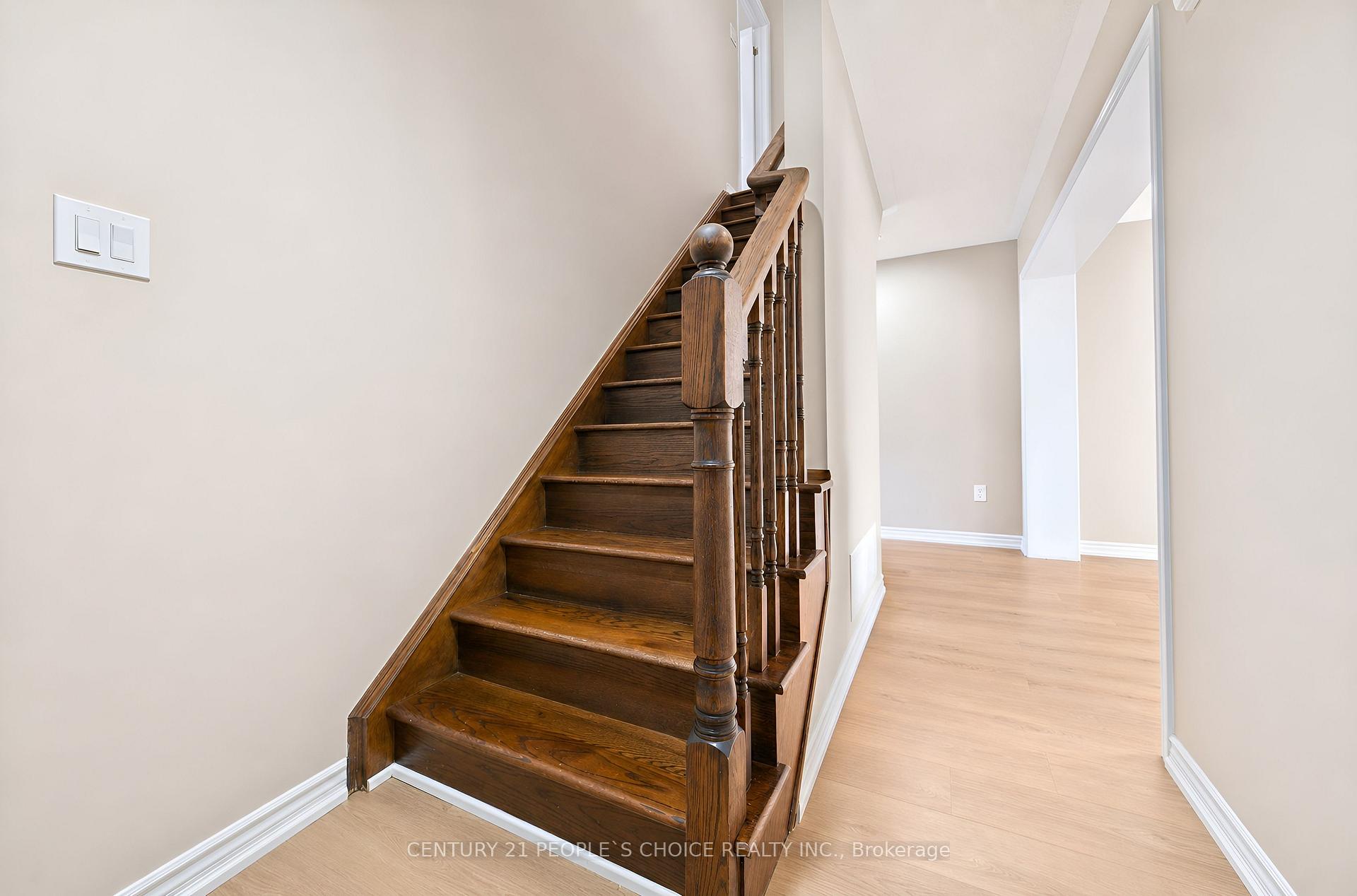 Photo 31 of 52 Stewardship Road, Brampton, Northwest Brampton — HOMEH