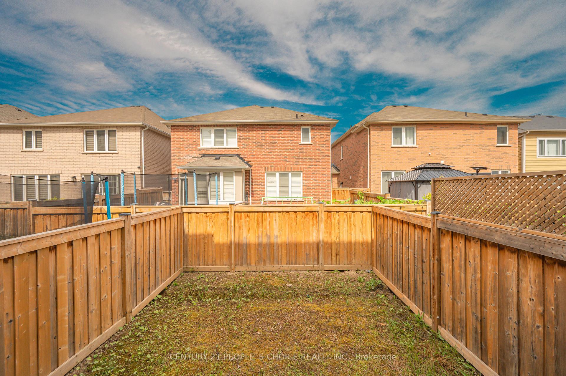 Photo 48 of 52 Stewardship Road, Brampton, Northwest Brampton — HOMEH