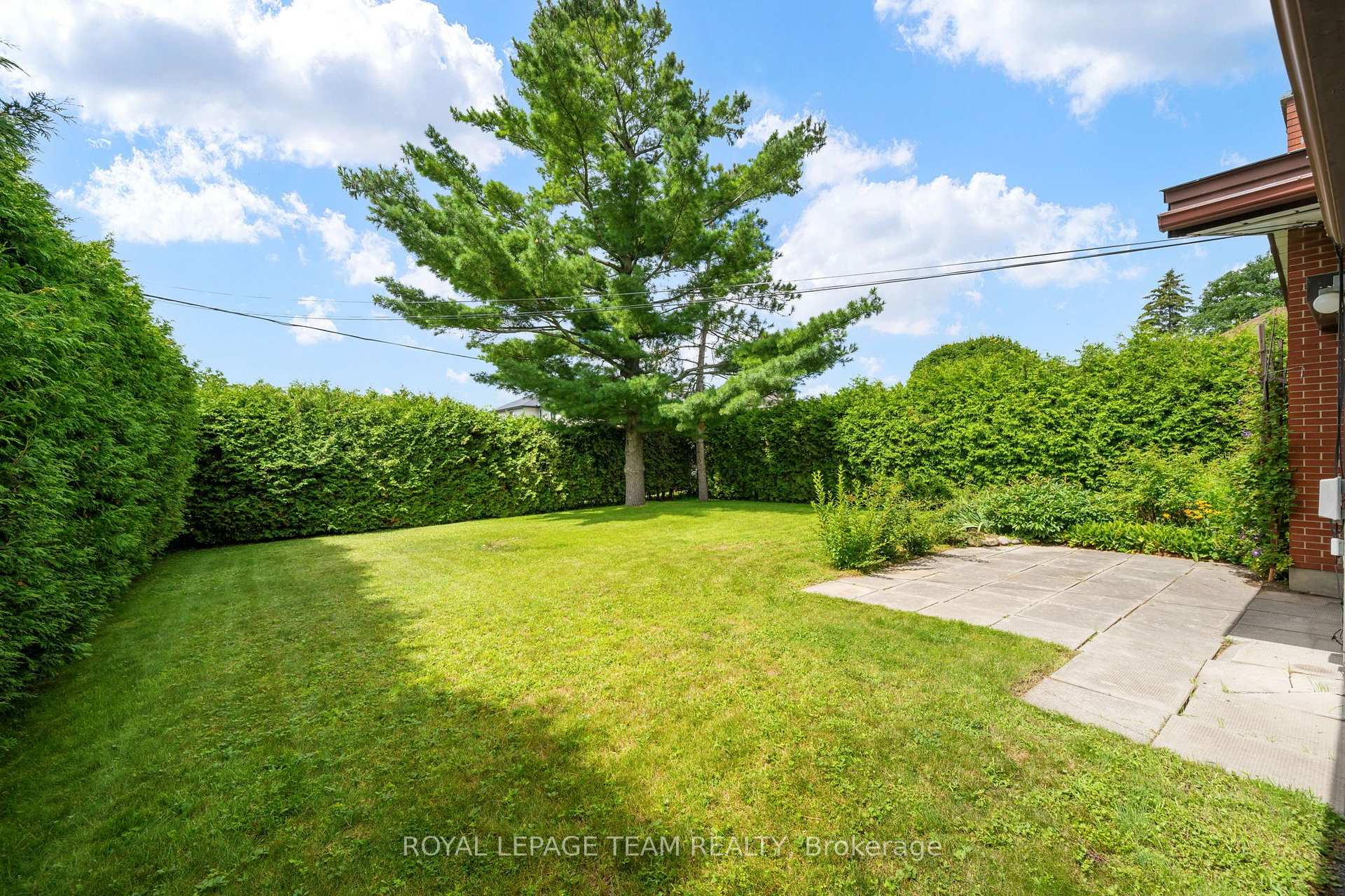 Photo 27 of 1380 Marchand Street, Ottawa, Cyrville Rd./Industrial Park — HOMEH