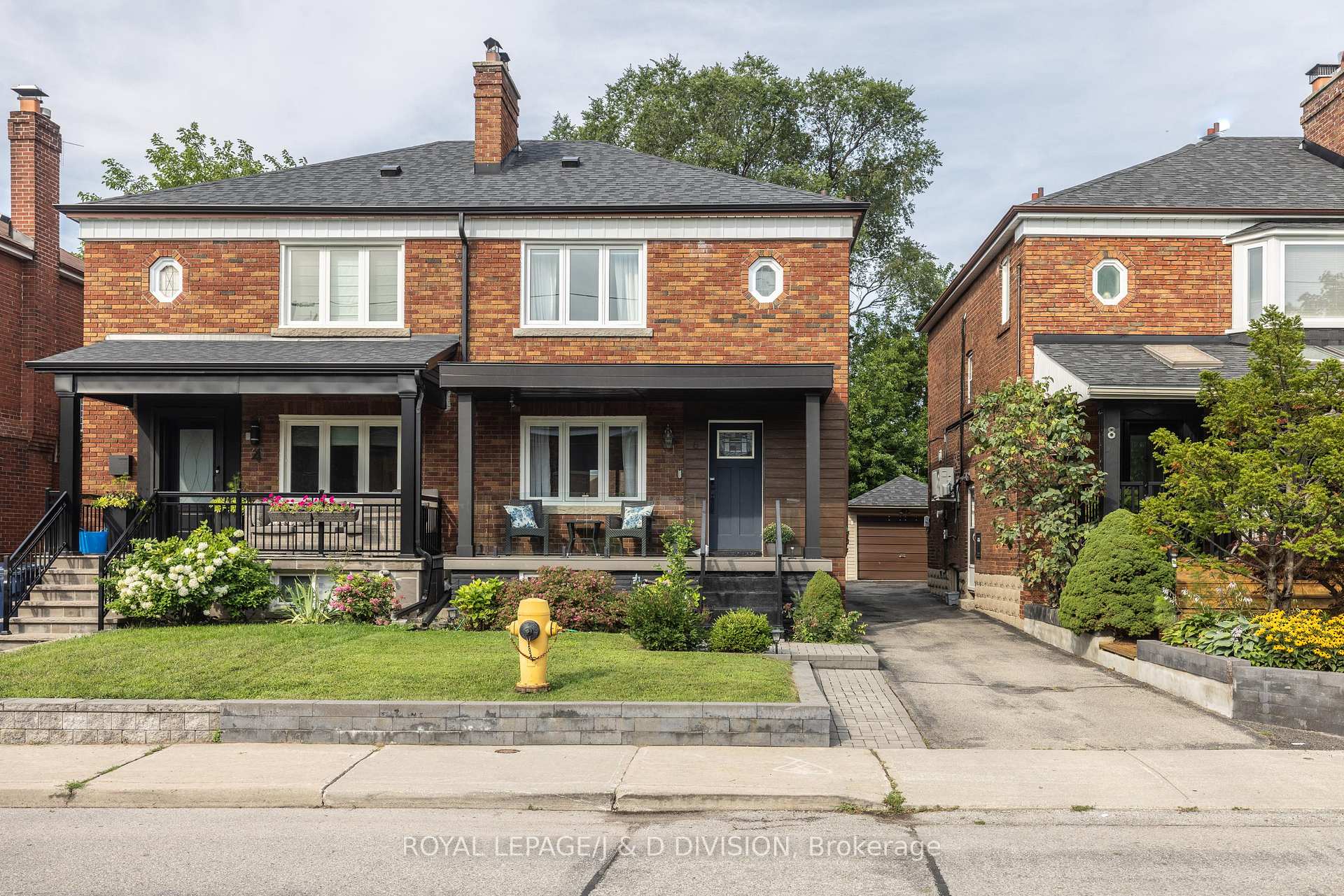 Photo 2 of 6 Lankin Boulevard, Toronto, Danforth Village-East York — HOMEH