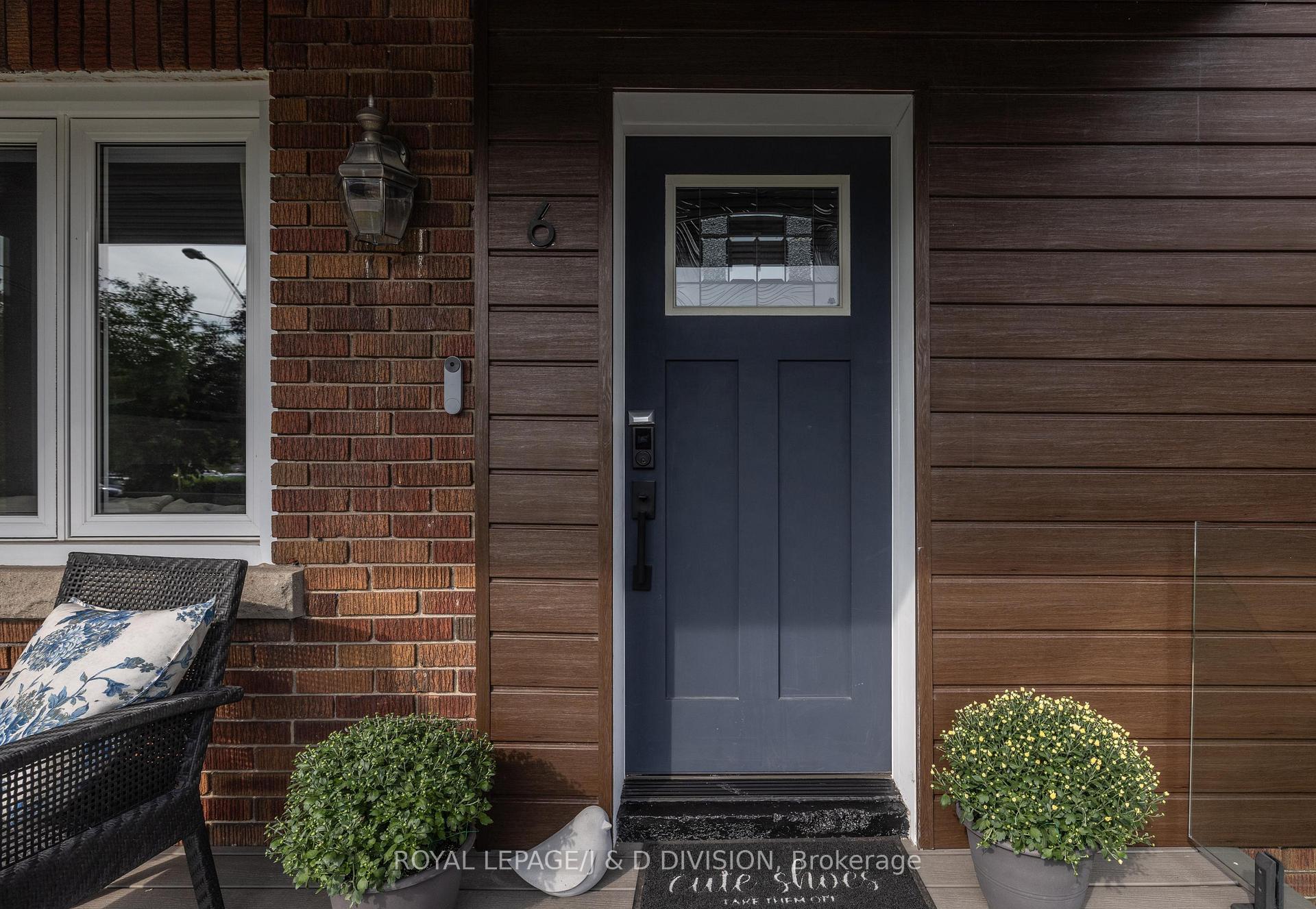 Photo 6 of 6 Lankin Boulevard, Toronto, Danforth Village-East York — HOMEH