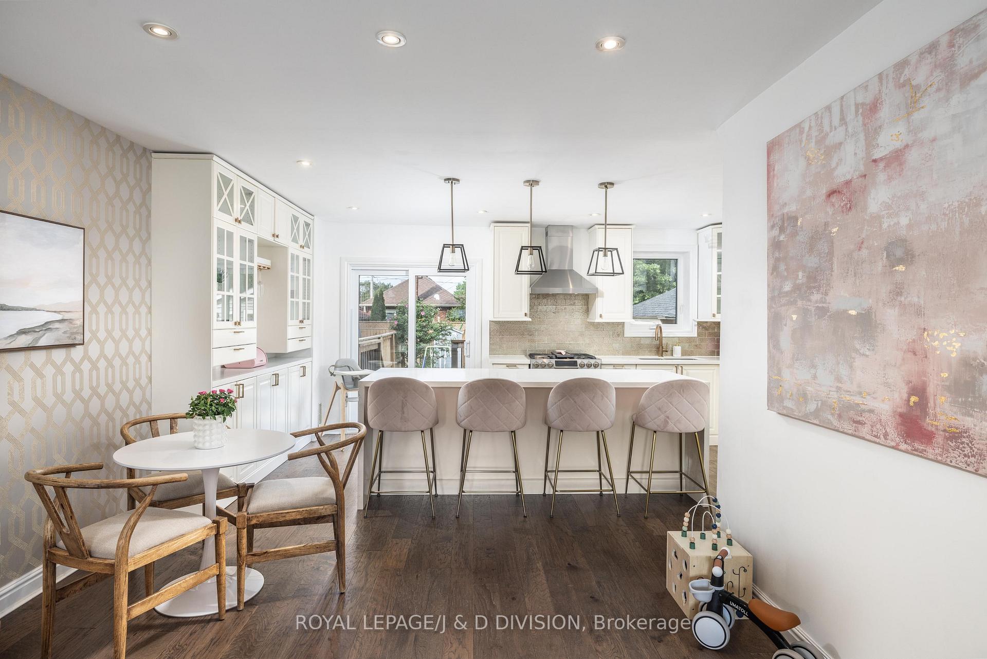 Photo 16 of 6 Lankin Boulevard, Toronto, Danforth Village-East York — HOMEH