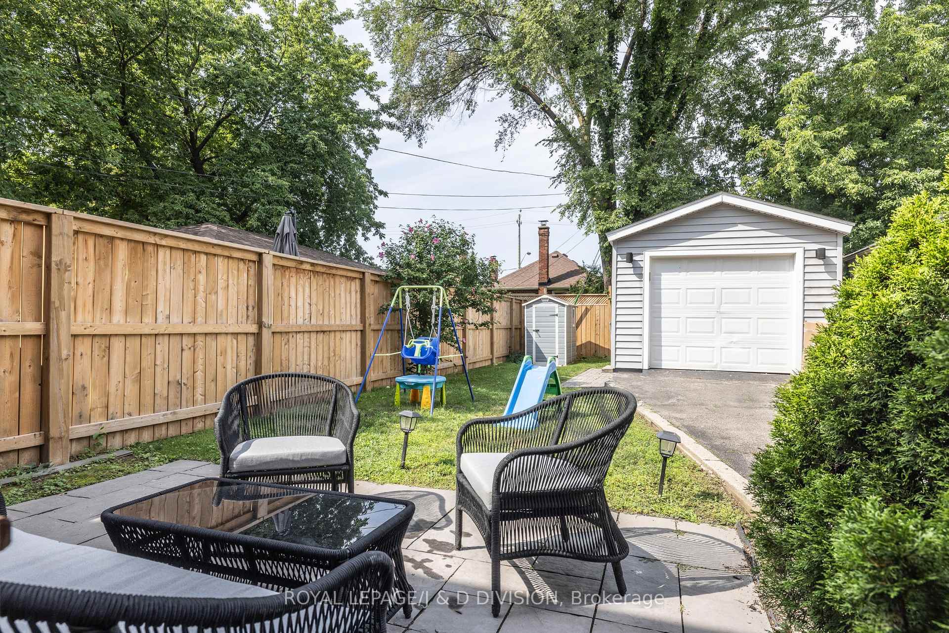 Photo 20 of 6 Lankin Boulevard, Toronto, Danforth Village-East York — HOMEH