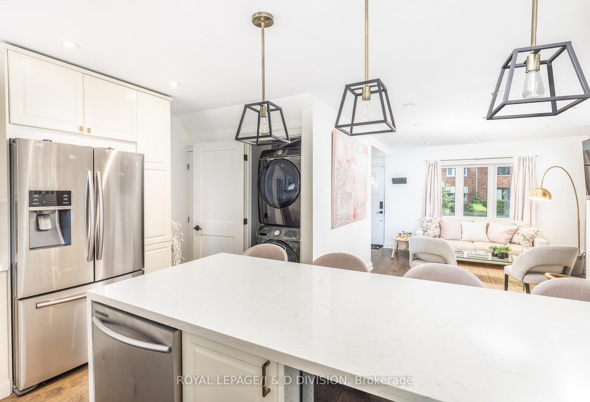 Photo 26 of 6 Lankin Boulevard, Toronto, Danforth Village-East York — HOMEH