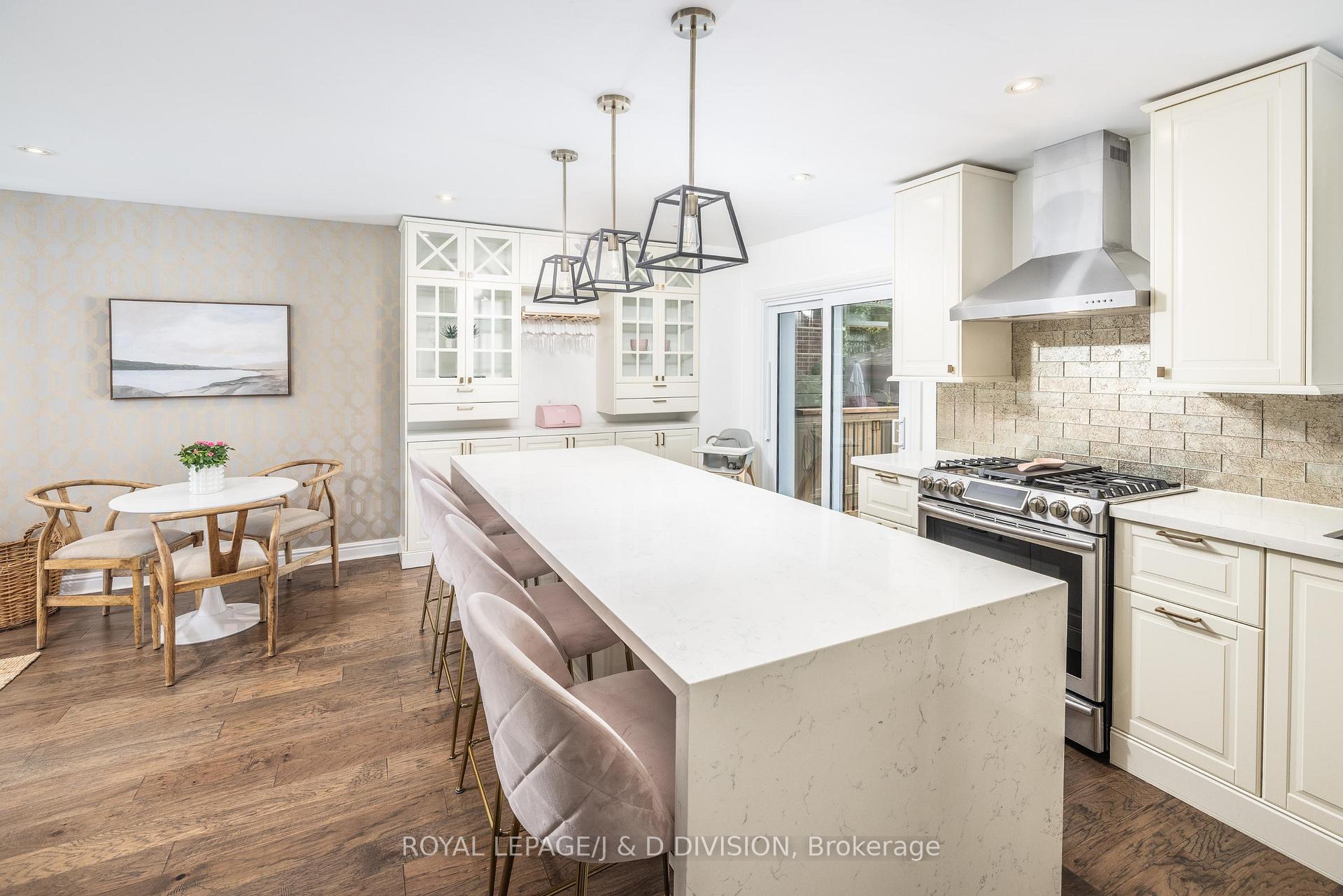 Photo 29 of 6 Lankin Boulevard, Toronto, Danforth Village-East York — HOMEH