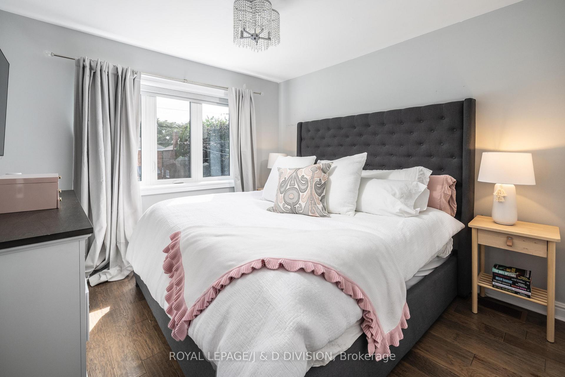 Photo 32 of 6 Lankin Boulevard, Toronto, Danforth Village-East York — HOMEH