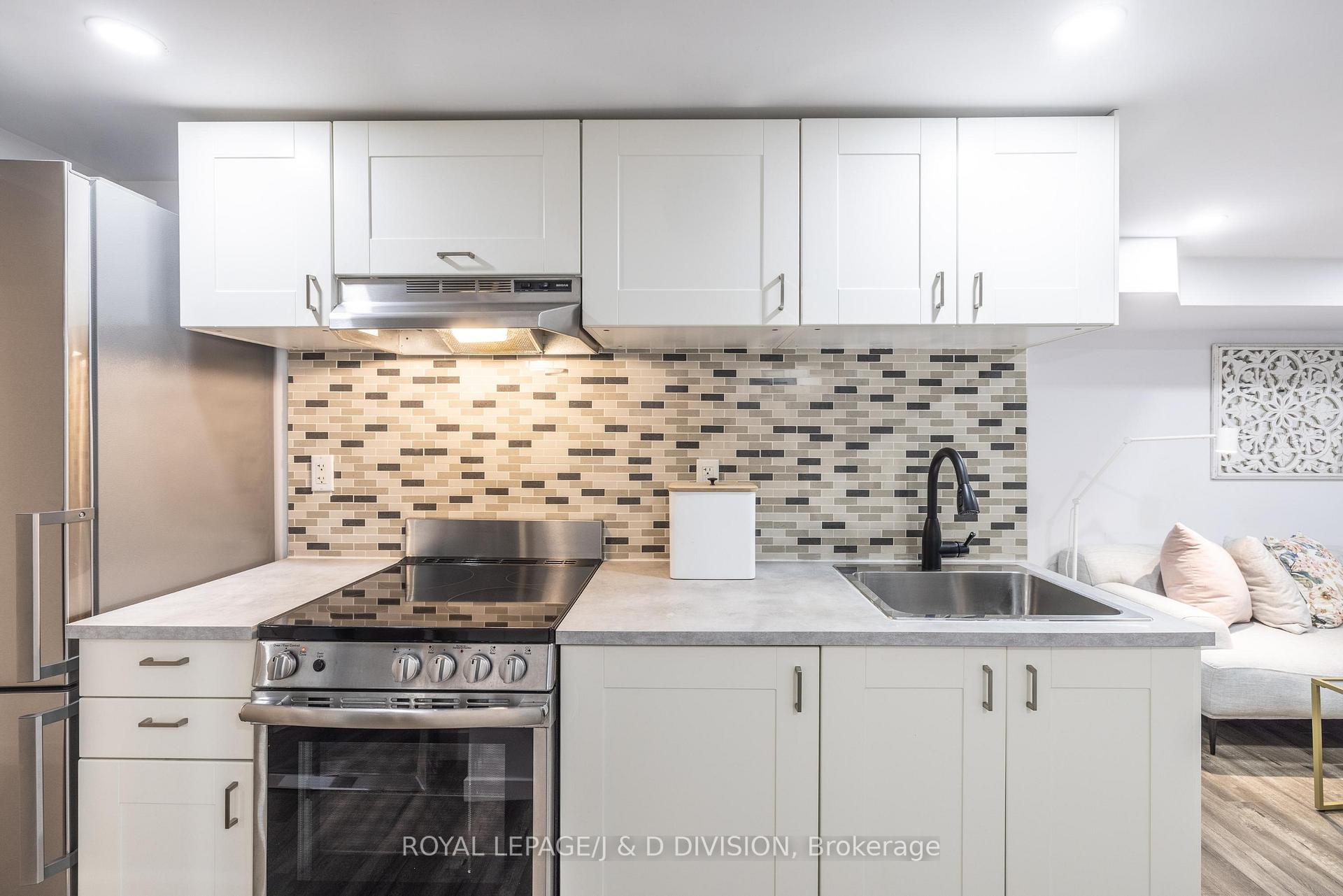 Photo 43 of 6 Lankin Boulevard, Toronto, Danforth Village-East York — HOMEH