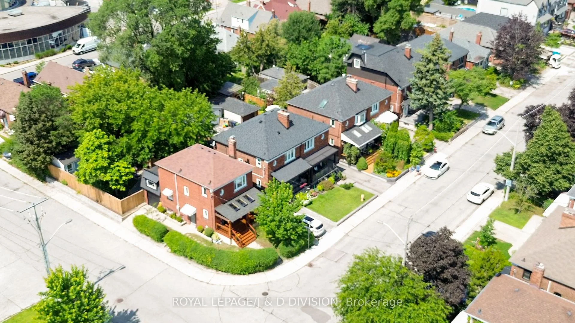 Photo 48 of 6 Lankin Boulevard, Toronto, Danforth Village-East York — HOMEH