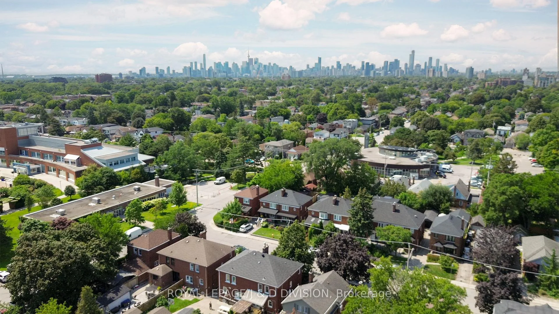 Photo 50 of 6 Lankin Boulevard, Toronto, Danforth Village-East York — HOMEH