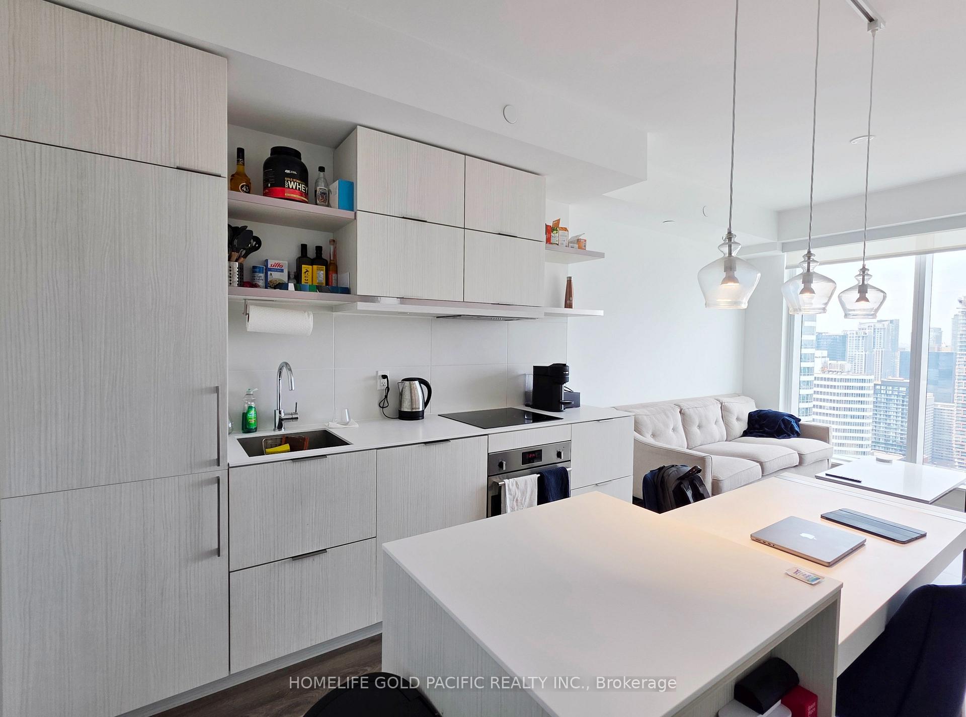 Photo 12 of Unit 4101, 197 Yonge Street, Toronto, Church-Yonge Corridor — HOMEH