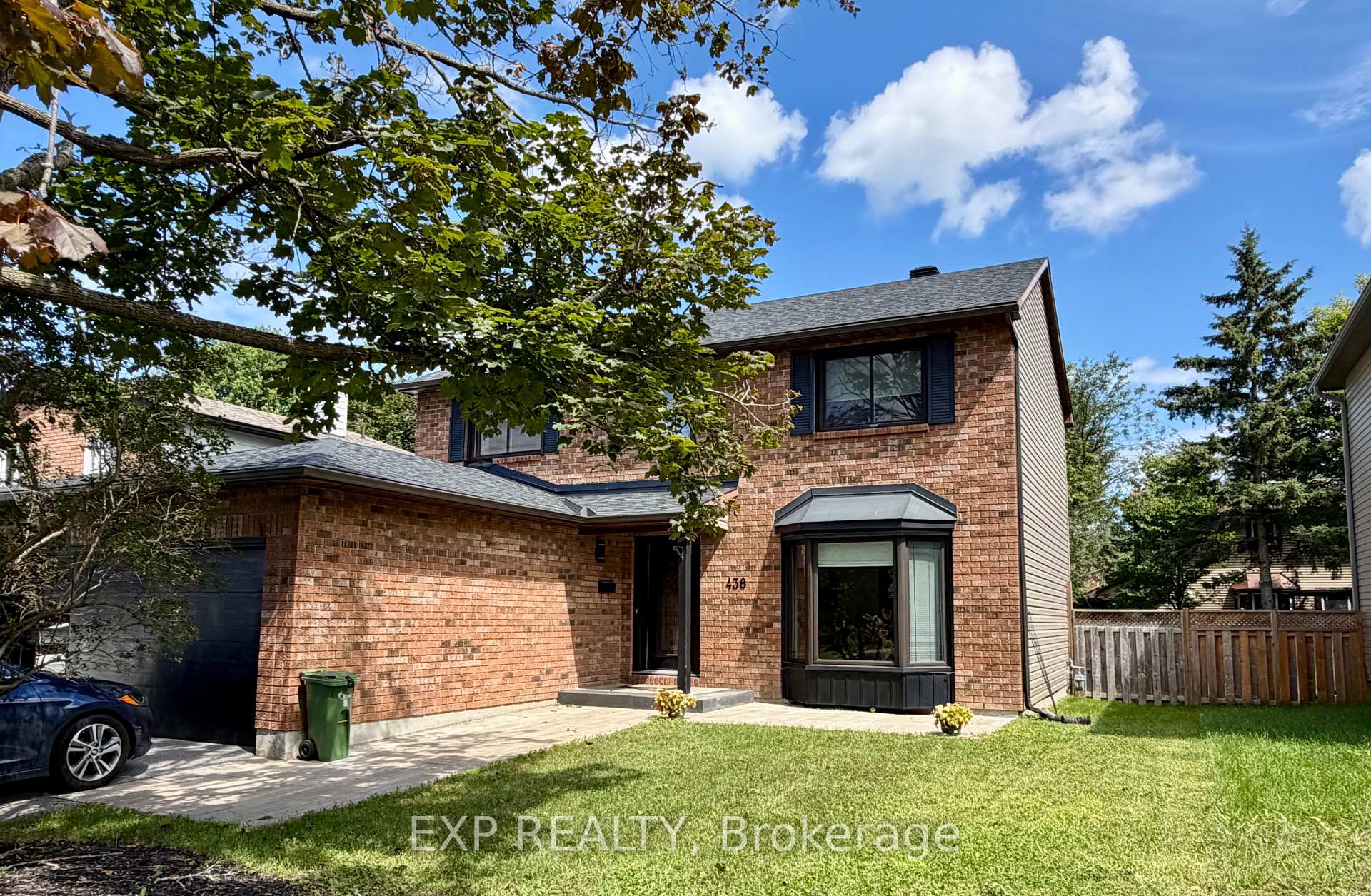 Photo 2 of 438 Pickford Drive, Ottawa, Kanata - Katimavik — HOMEH
