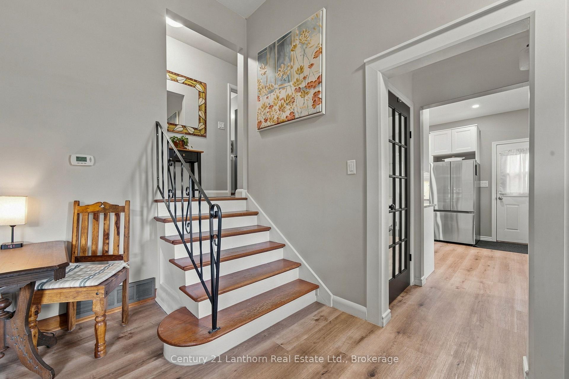 Photo 11 of 169 Farley Avenue, Belleville, Belleville Ward — HOMEH
