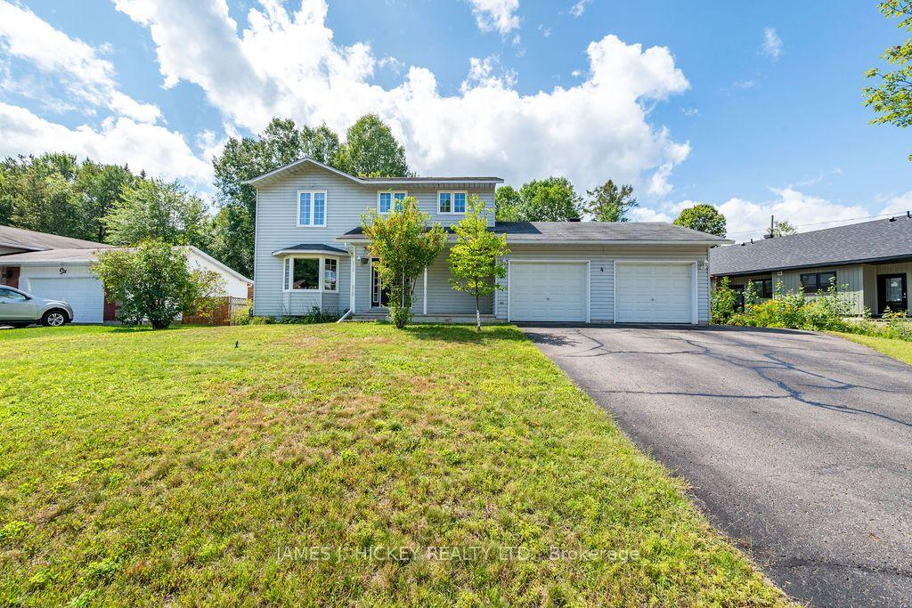Photo of 4 Banting Drive