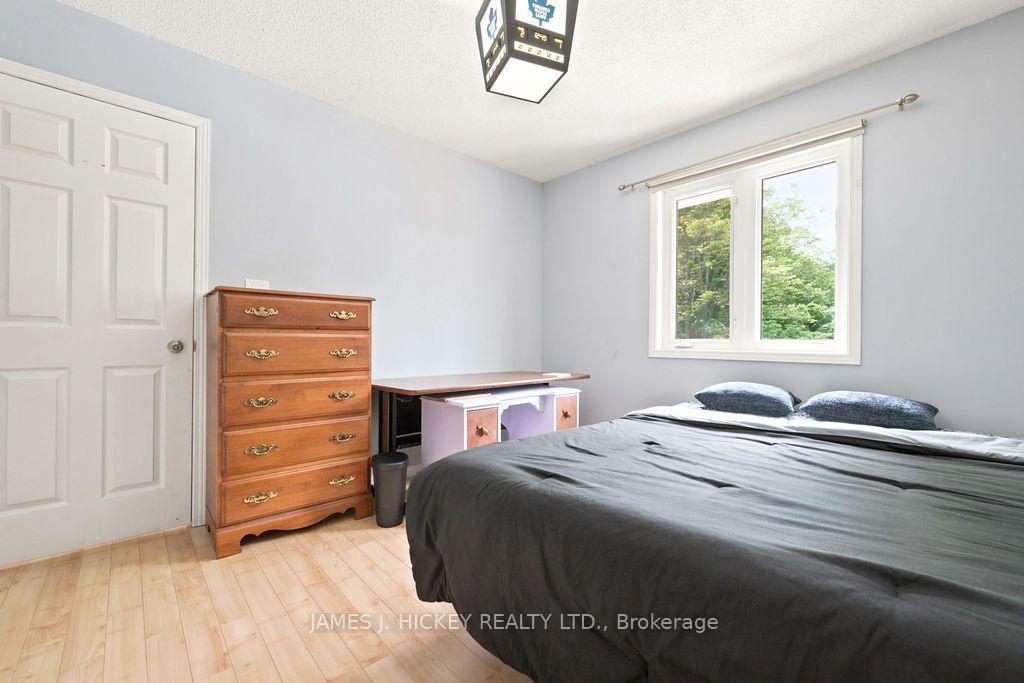 Photo 26 of 4 Banting Drive, Deep River, Deep River — HOMEH