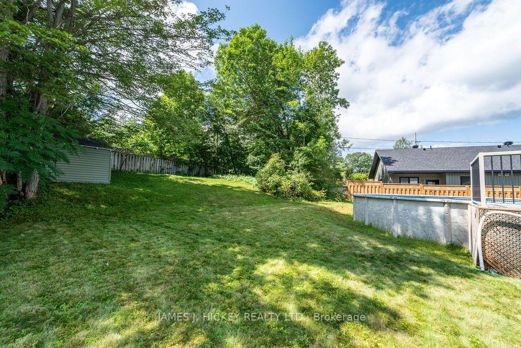 Photo 42 of 4 Banting Drive, Deep River, Deep River — HOMEH