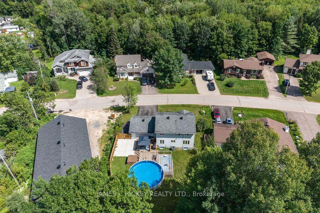 Photo 44 of 4 Banting Drive, Deep River, Deep River — HOMEH