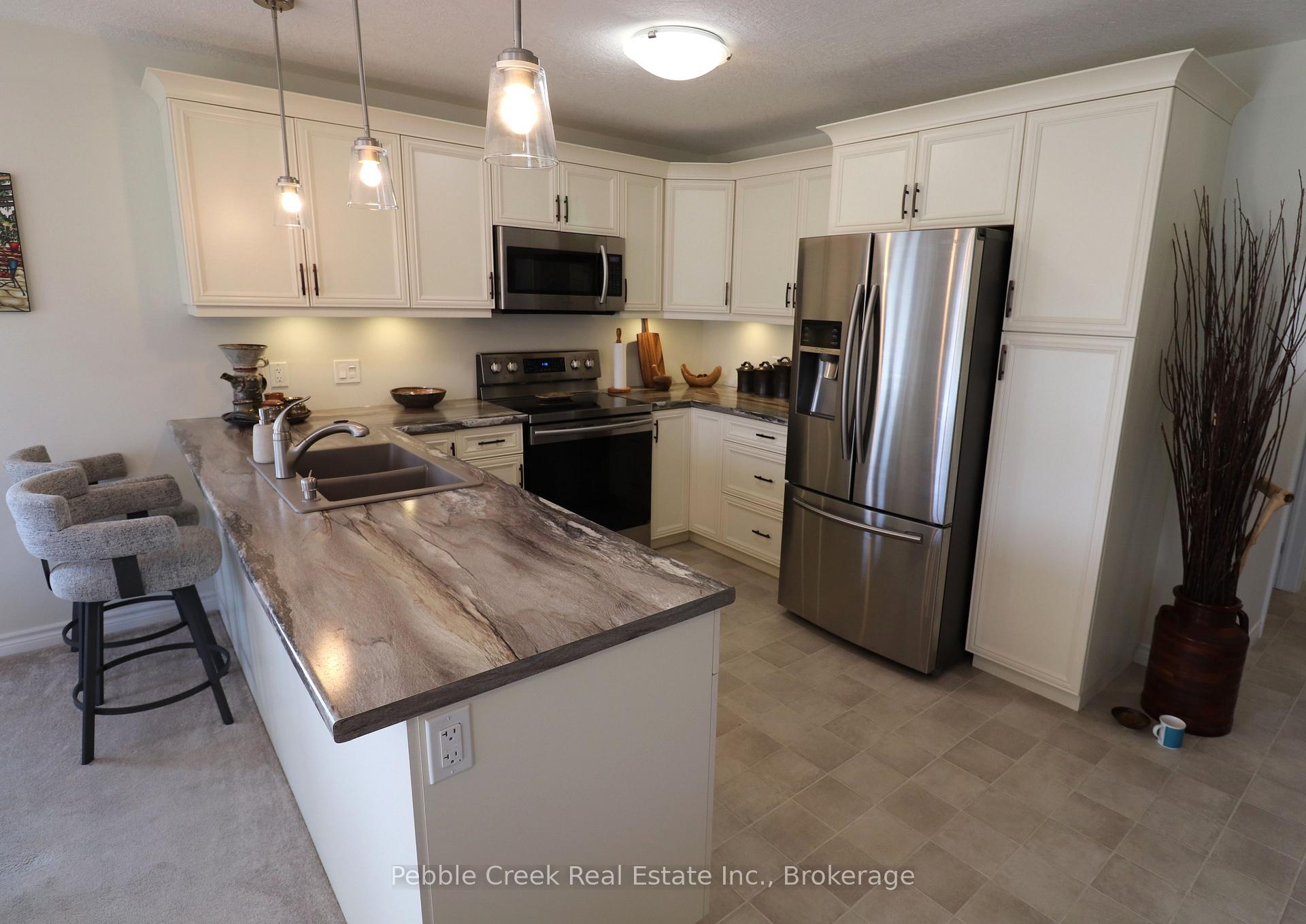 Photo 7 of 20 Huron Heights Drive, Ashfield-Colborne-Wawanosh, Colborne — HOMEH