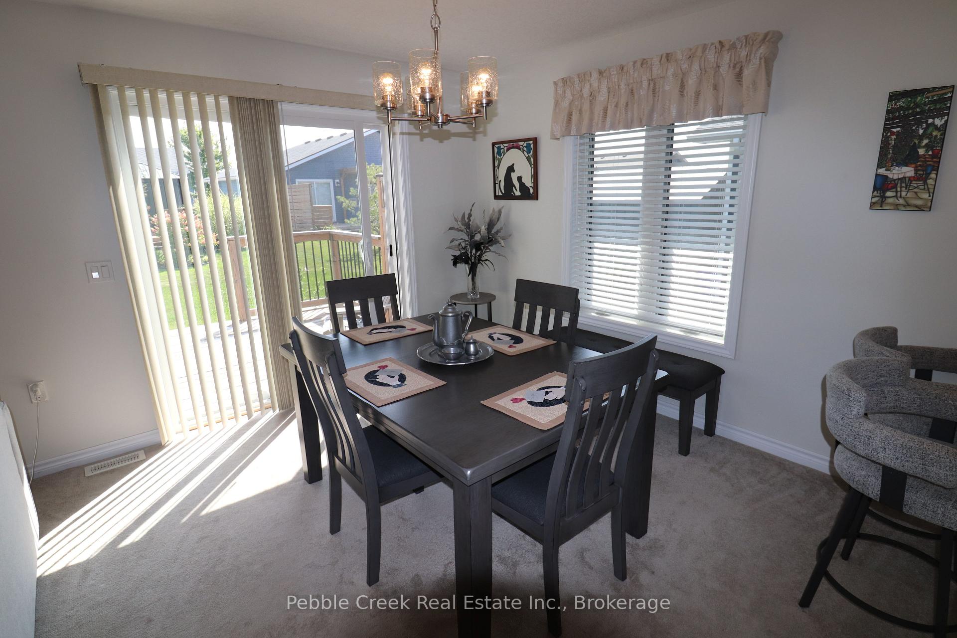 Photo 10 of 20 Huron Heights Drive, Ashfield-Colborne-Wawanosh, Colborne — HOMEH