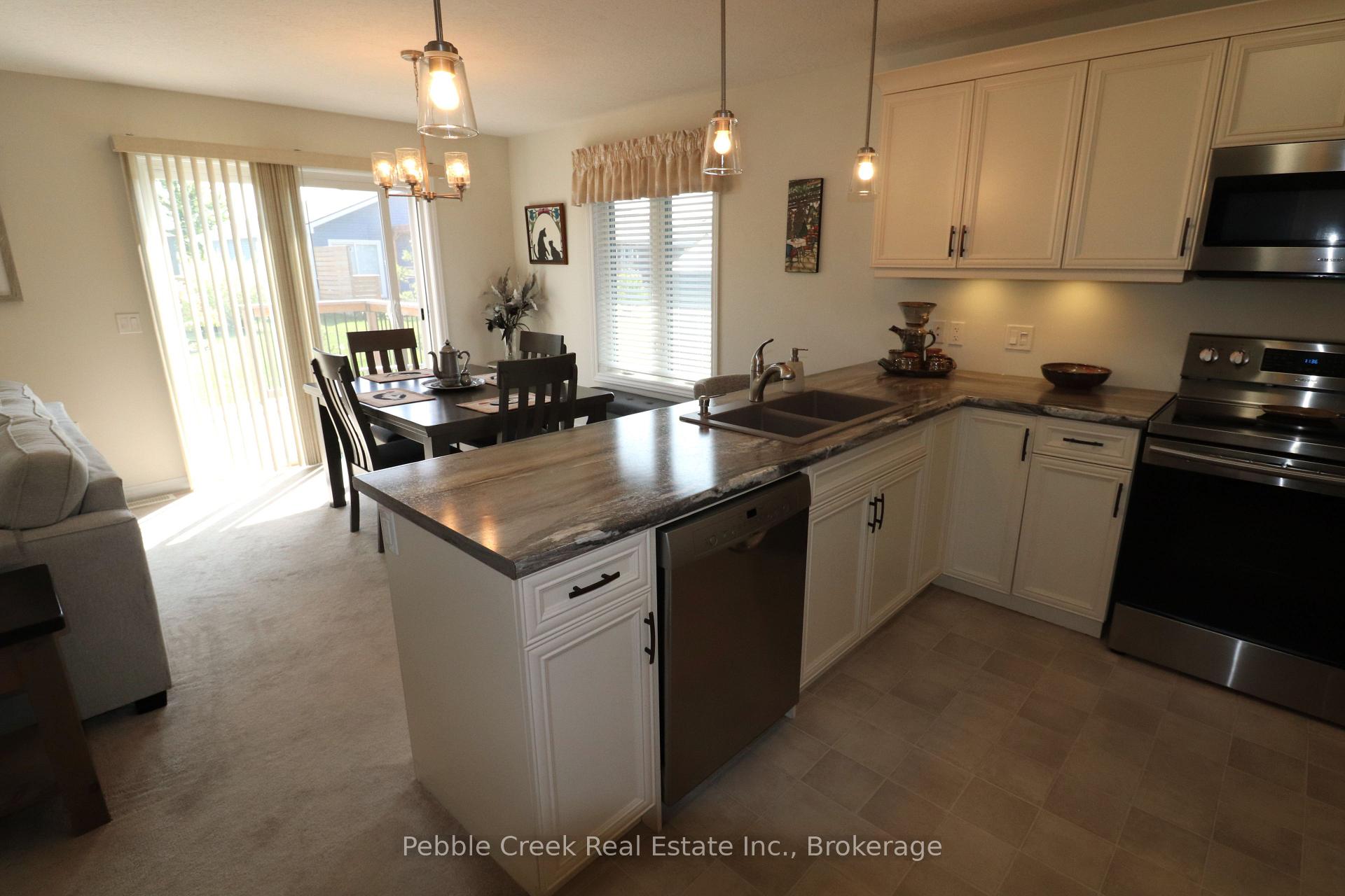 Photo 9 of 20 Huron Heights Drive, Ashfield-Colborne-Wawanosh, Colborne — HOMEH