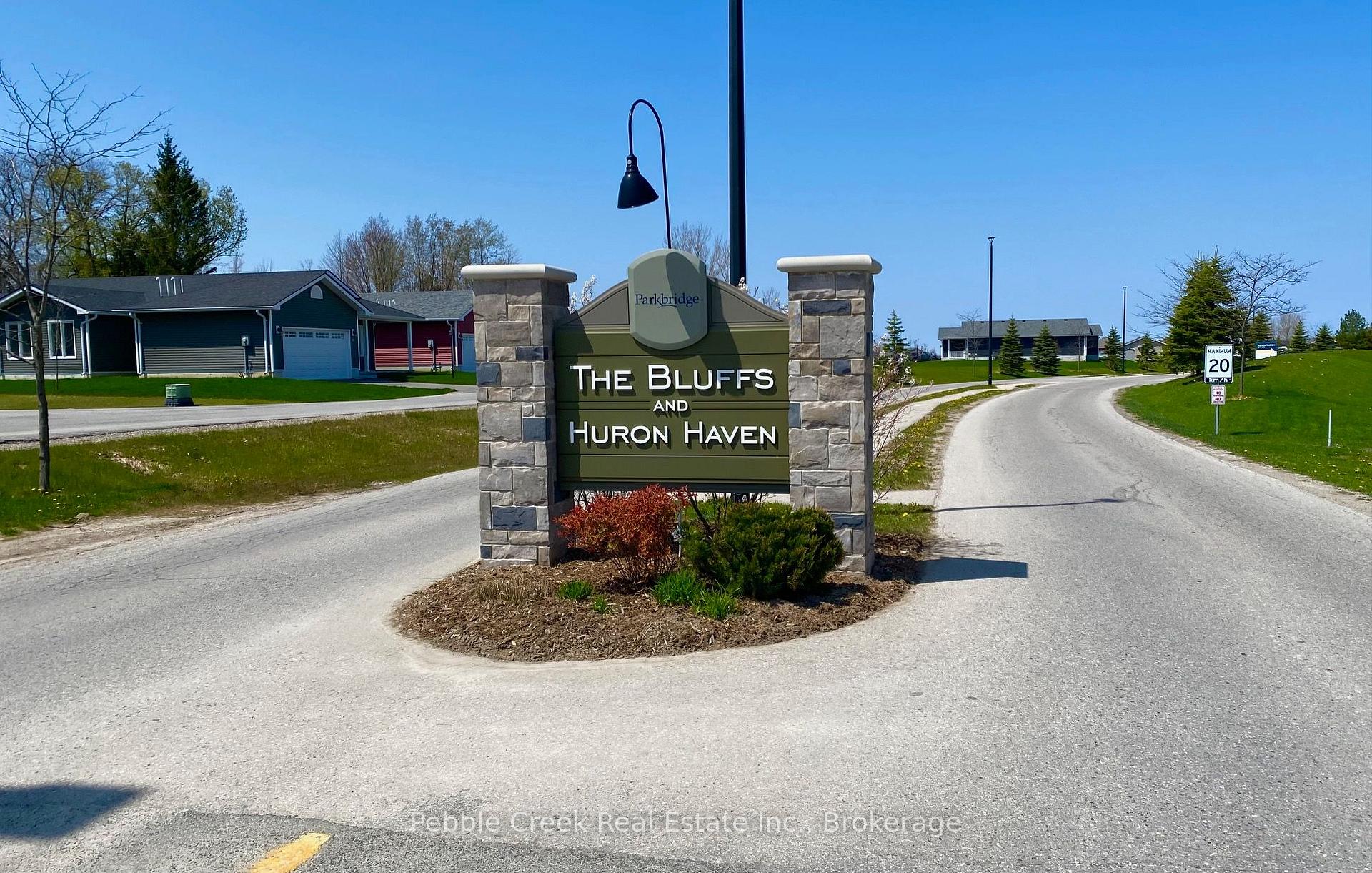 Photo 32 of 20 Huron Heights Drive, Ashfield-Colborne-Wawanosh, Colborne — HOMEH