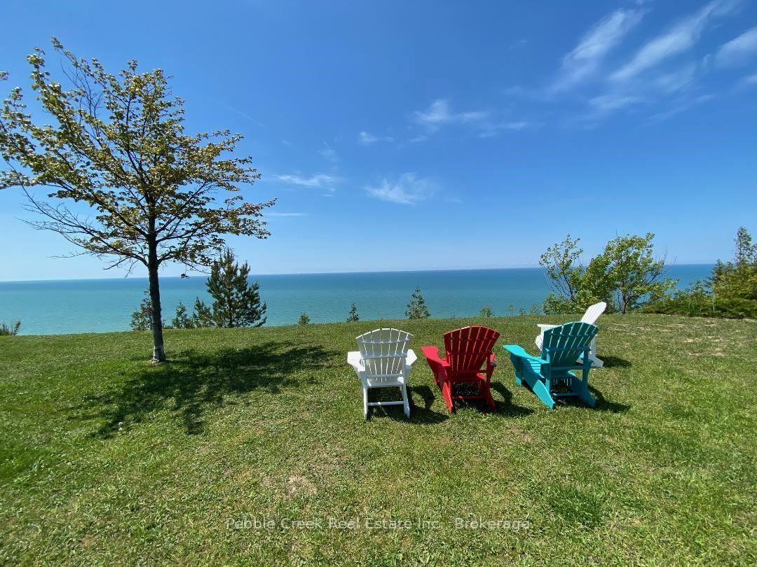 Photo 38 of 20 Huron Heights Drive, Ashfield-Colborne-Wawanosh, Colborne — HOMEH