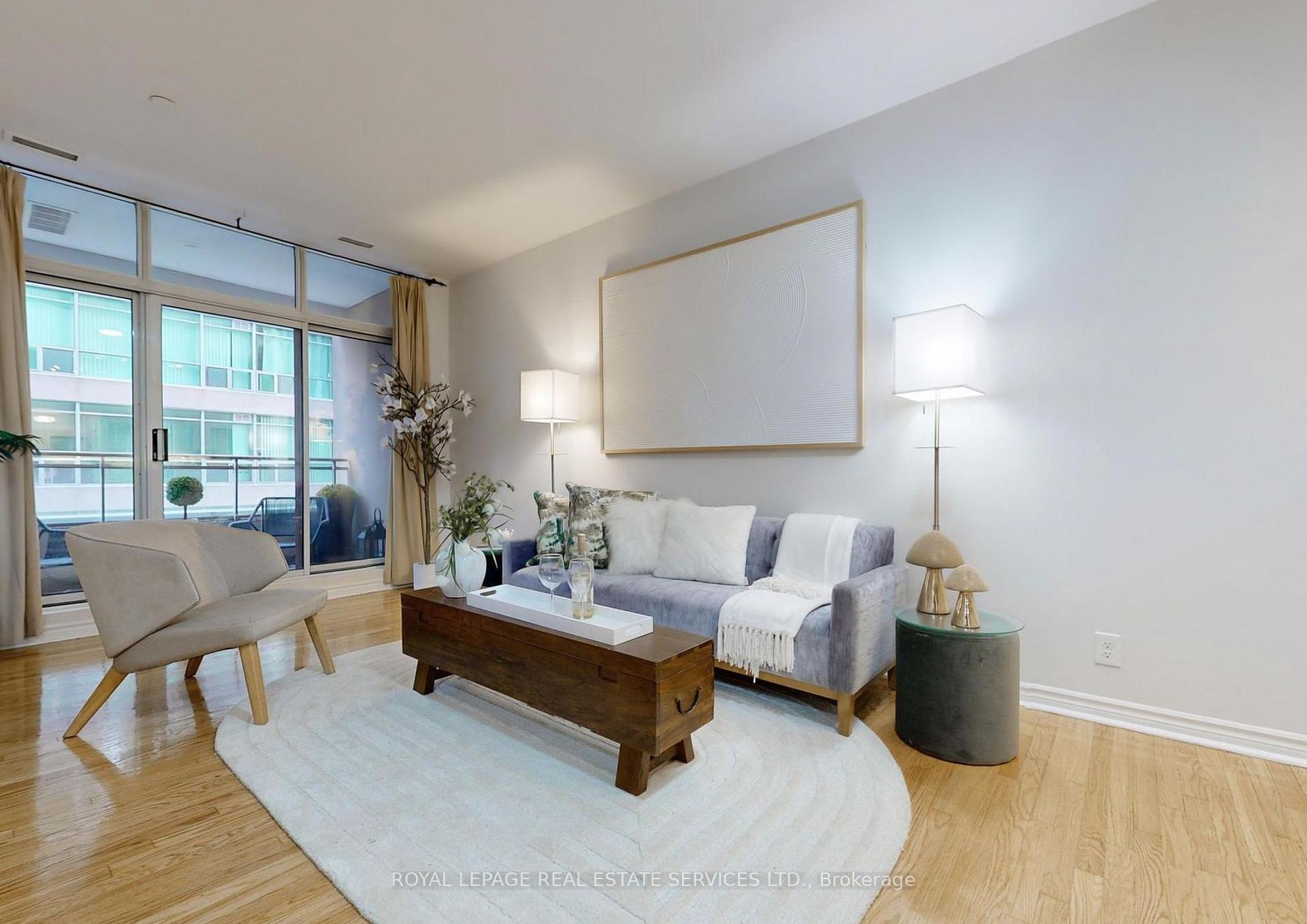 Photo 3 of Unit 604, 980 Yonge Street, Toronto, The Annex — HOMEH