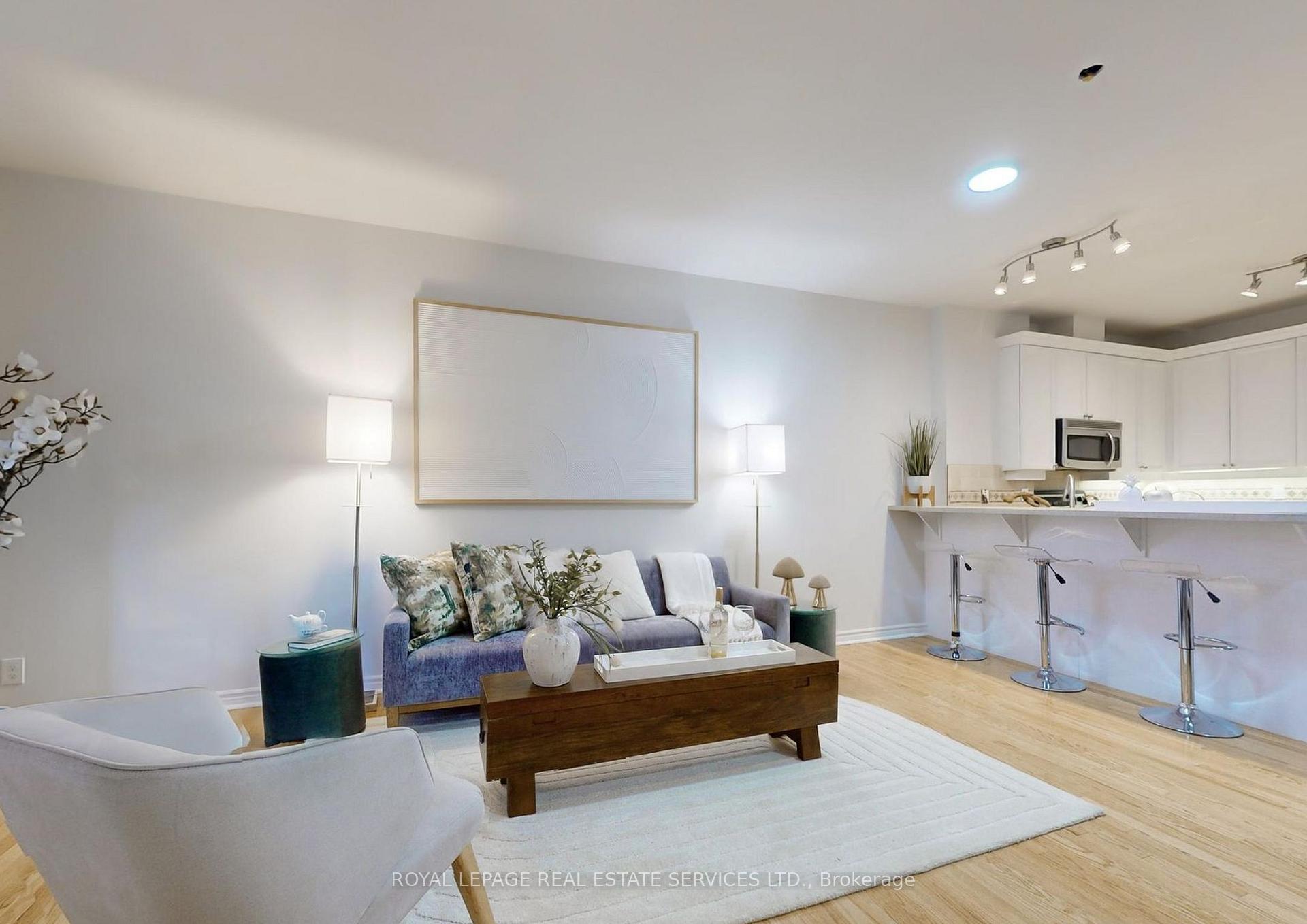 Photo 6 of Unit 604, 980 Yonge Street, Toronto, The Annex — HOMEH