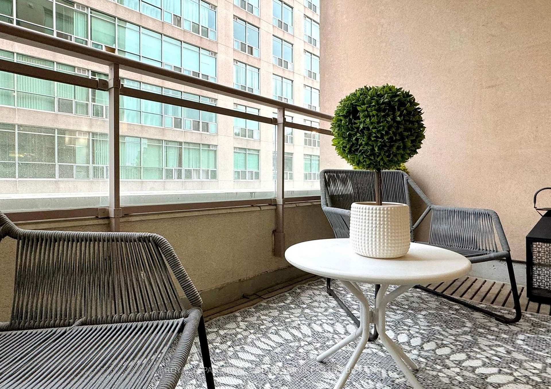 Photo 20 of Unit 604, 980 Yonge Street, Toronto, The Annex — HOMEH