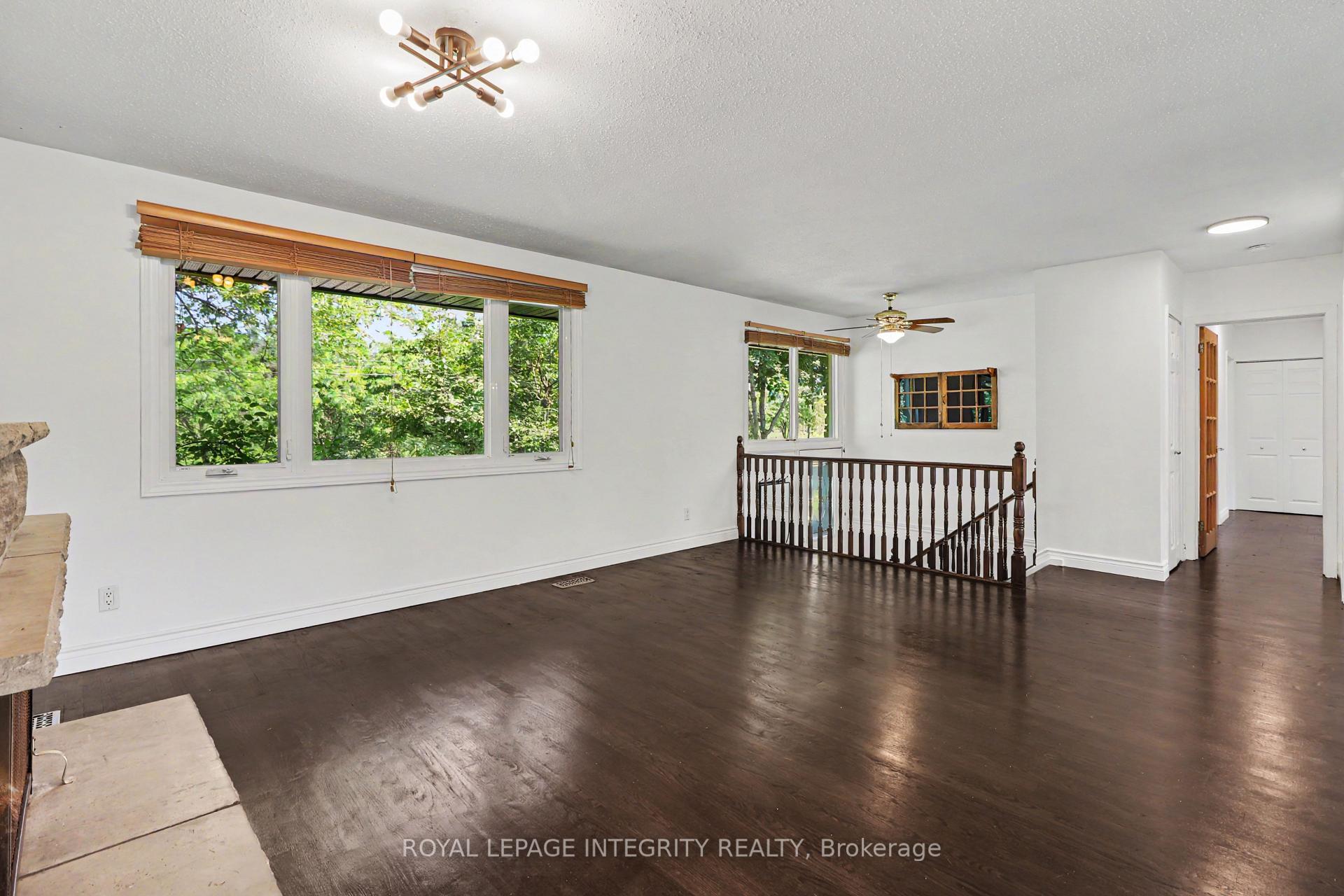 Photo 5 of 1034 Walkley Road, Ottawa, Riverside Park South — HOMEH