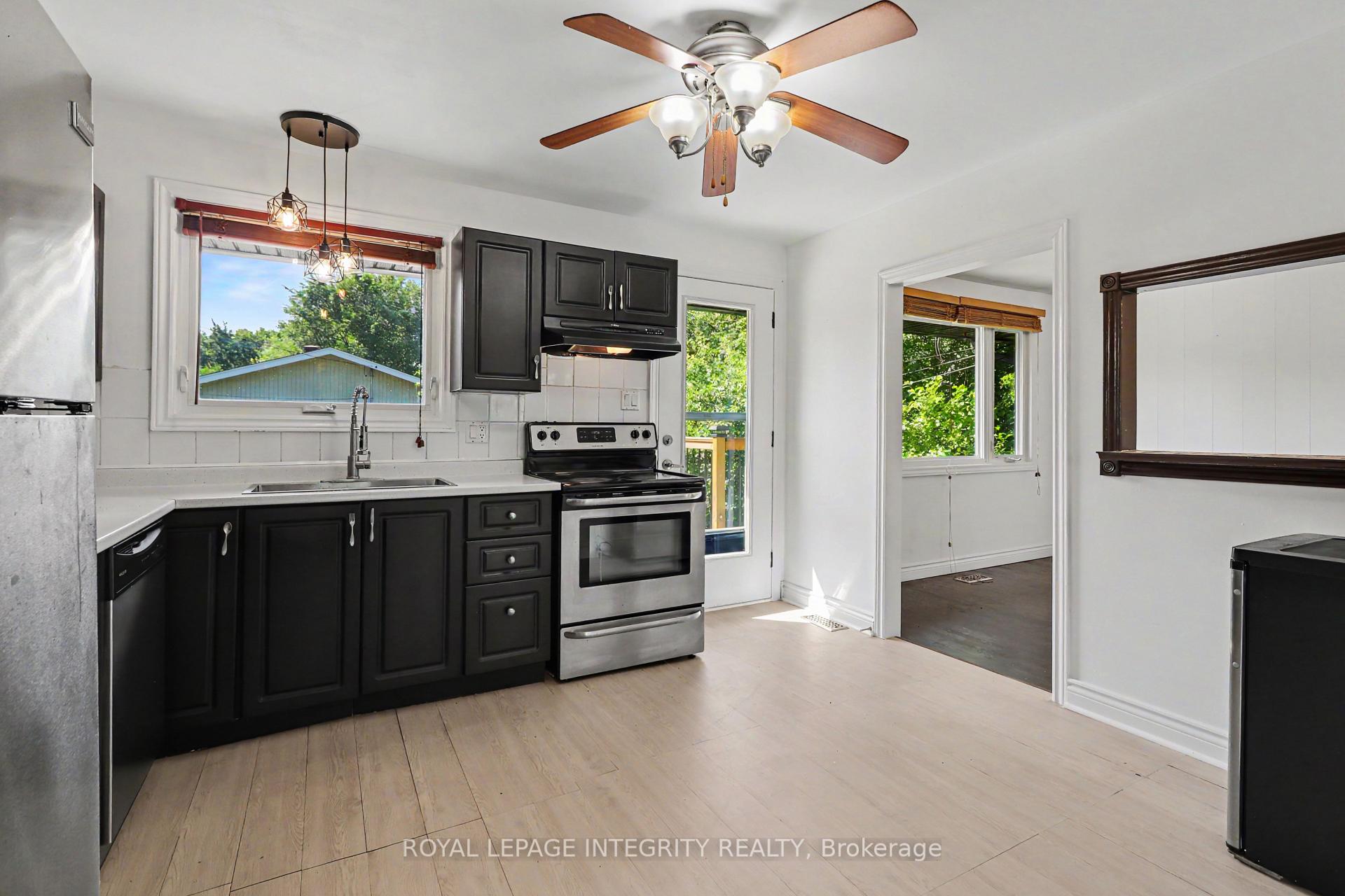 Photo 13 of 1034 Walkley Road, Ottawa, Riverside Park South — HOMEH