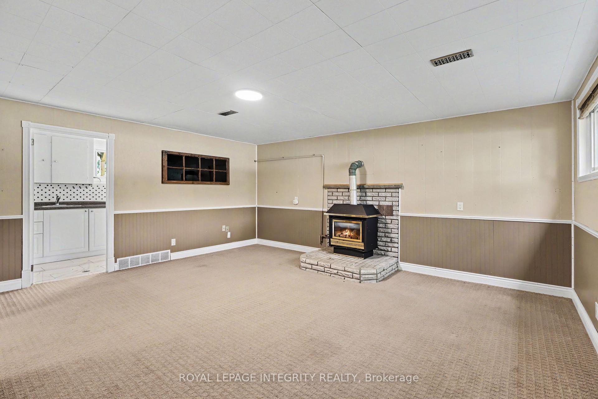 Photo 23 of 1034 Walkley Road, Ottawa, Riverside Park South — HOMEH