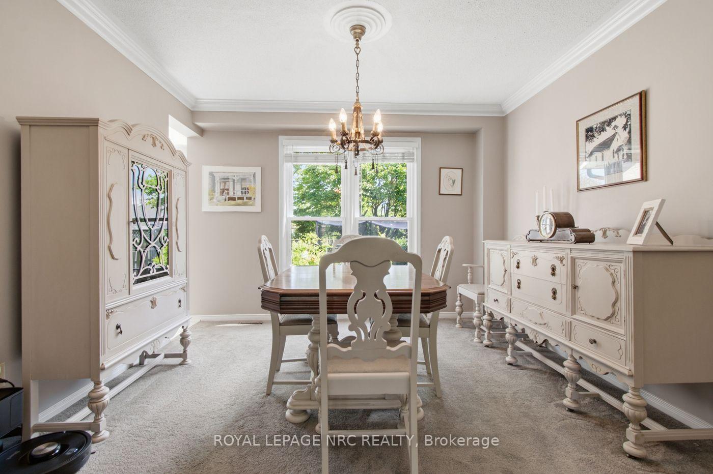 Photo 11 of 26 Strada Boulevard, St. Catharines, Rykert/Vansickle — HOMEH