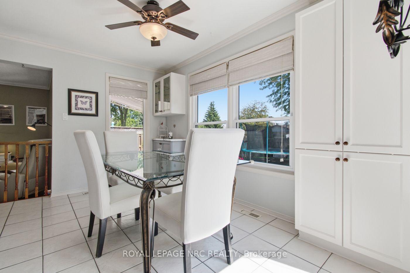 Photo 12 of 26 Strada Boulevard, St. Catharines, Rykert/Vansickle — HOMEH