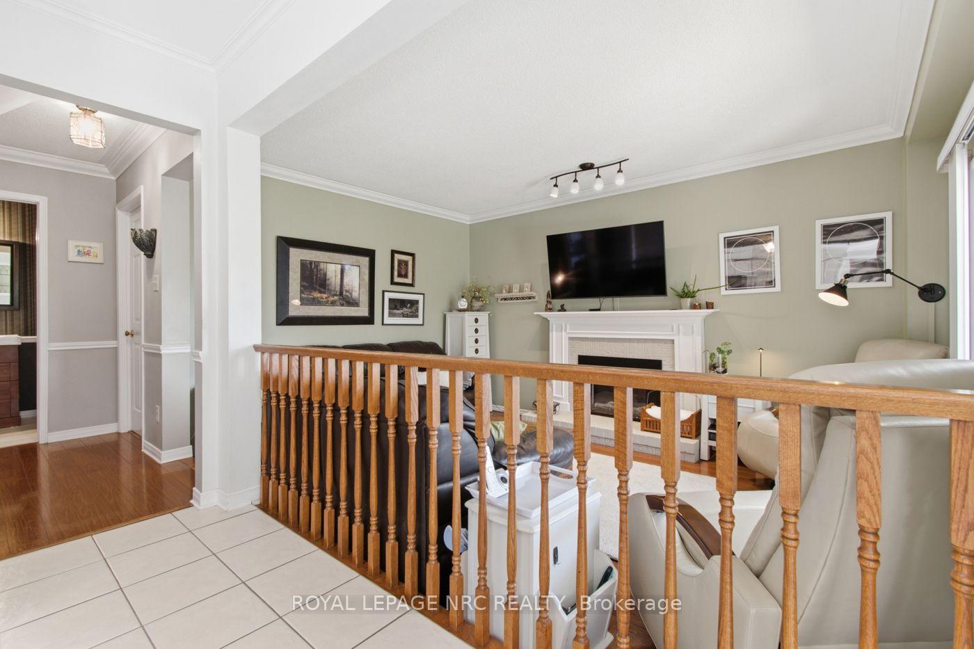 Photo 15 of 26 Strada Boulevard, St. Catharines, Rykert/Vansickle — HOMEH