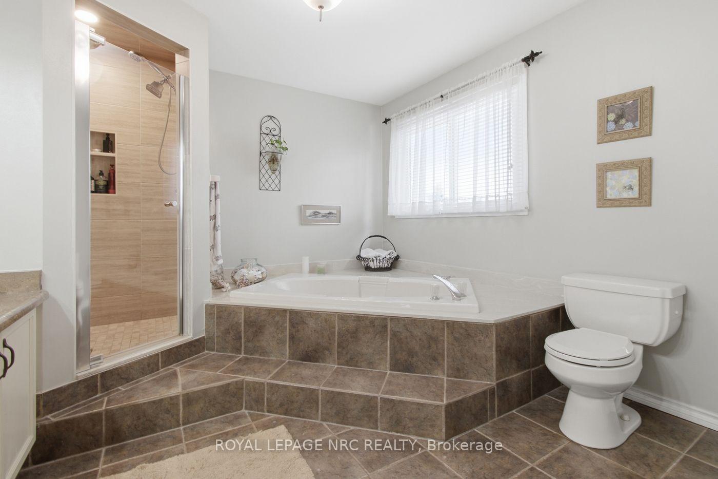 Photo 30 of 26 Strada Boulevard, St. Catharines, Rykert/Vansickle — HOMEH