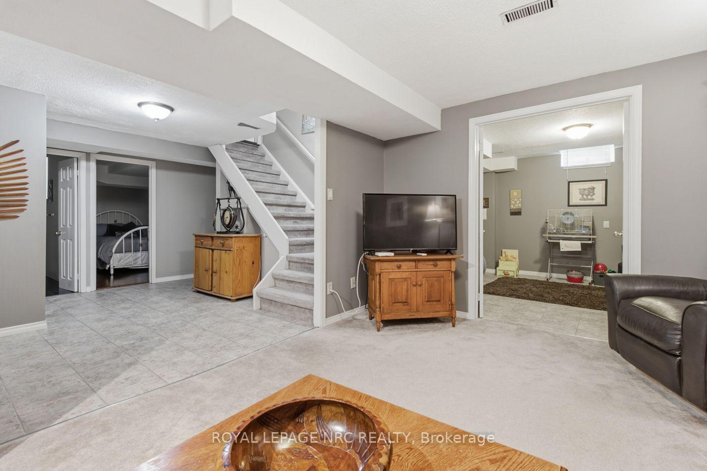 Photo 34 of 26 Strada Boulevard, St. Catharines, Rykert/Vansickle — HOMEH