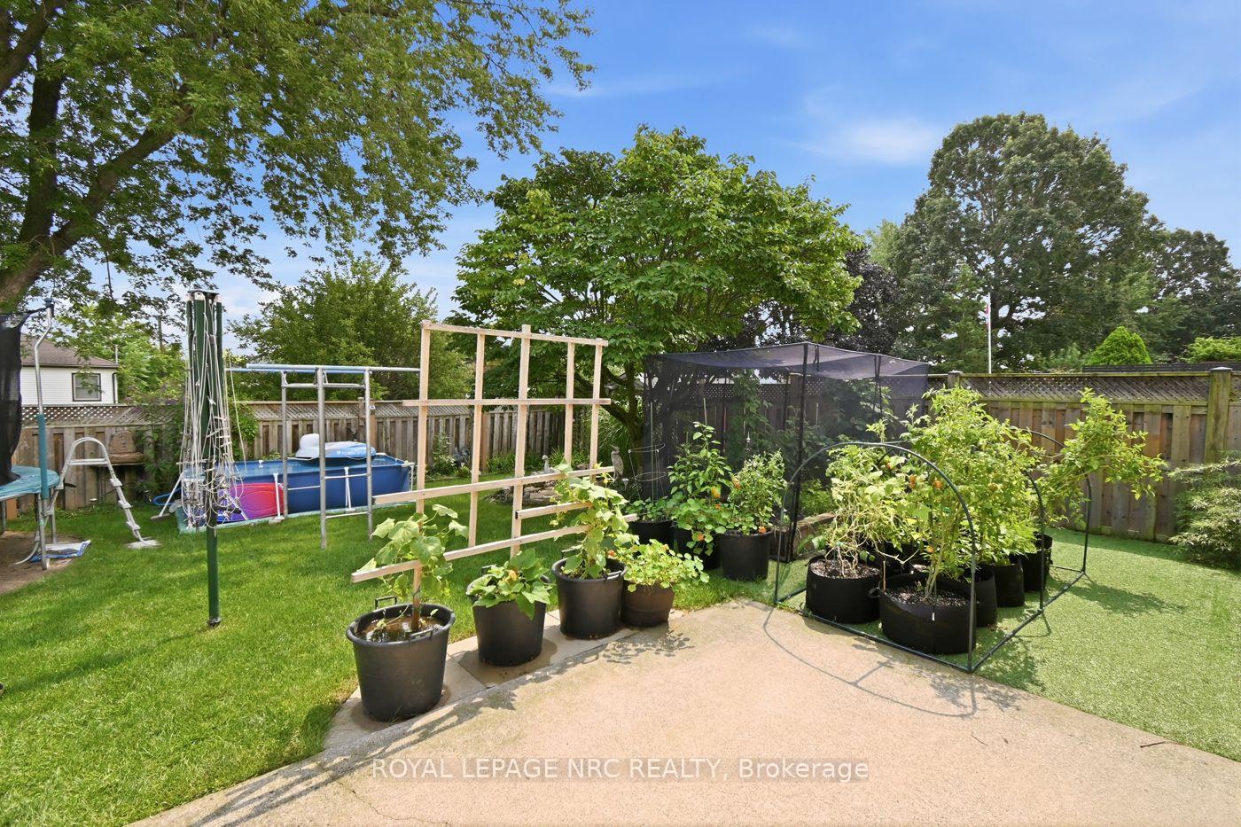 Photo 40 of 26 Strada Boulevard, St. Catharines, Rykert/Vansickle — HOMEH