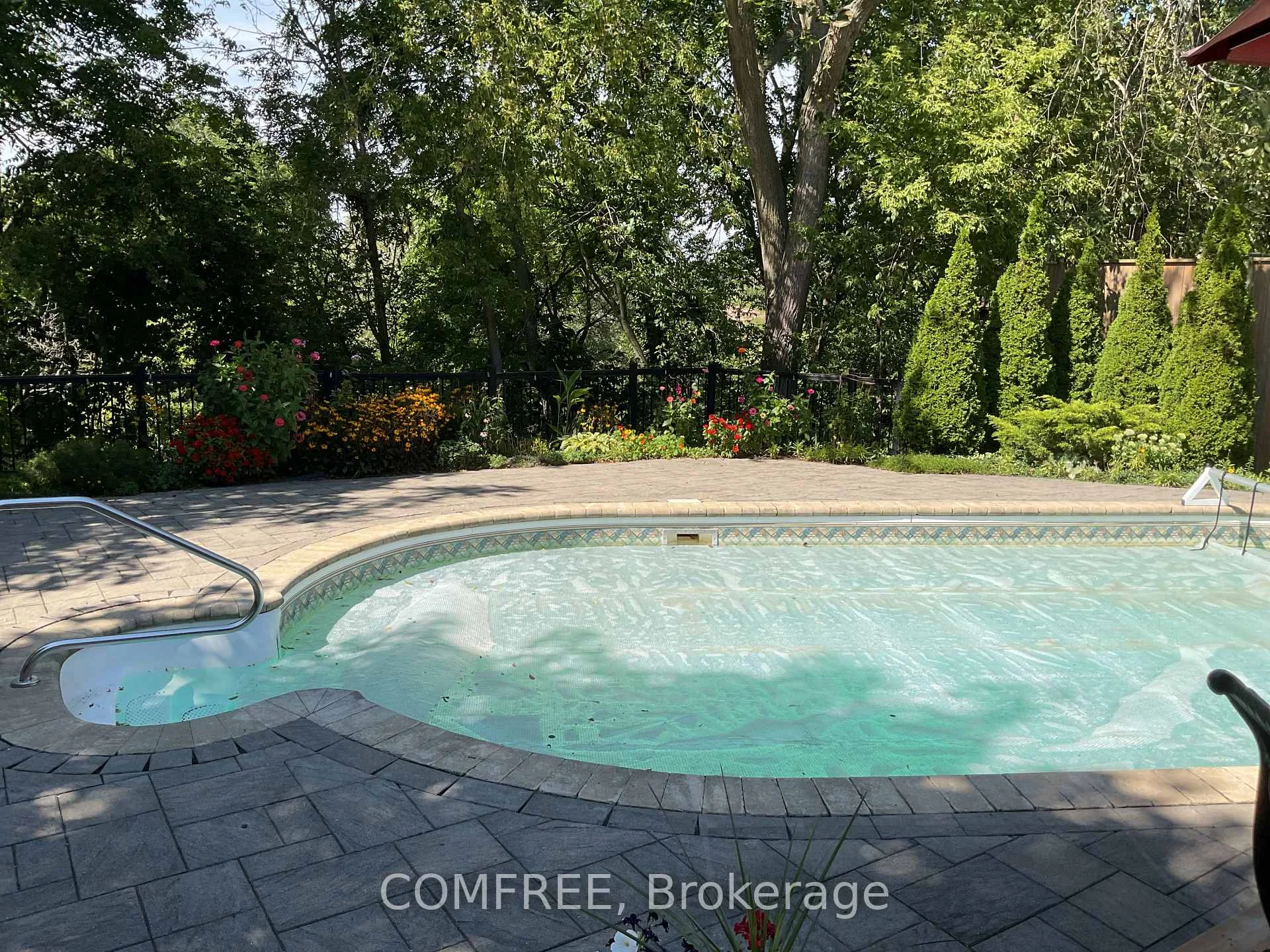 Photo 7 of 10 Sinclair Crescent, Aylmer — HOMEH