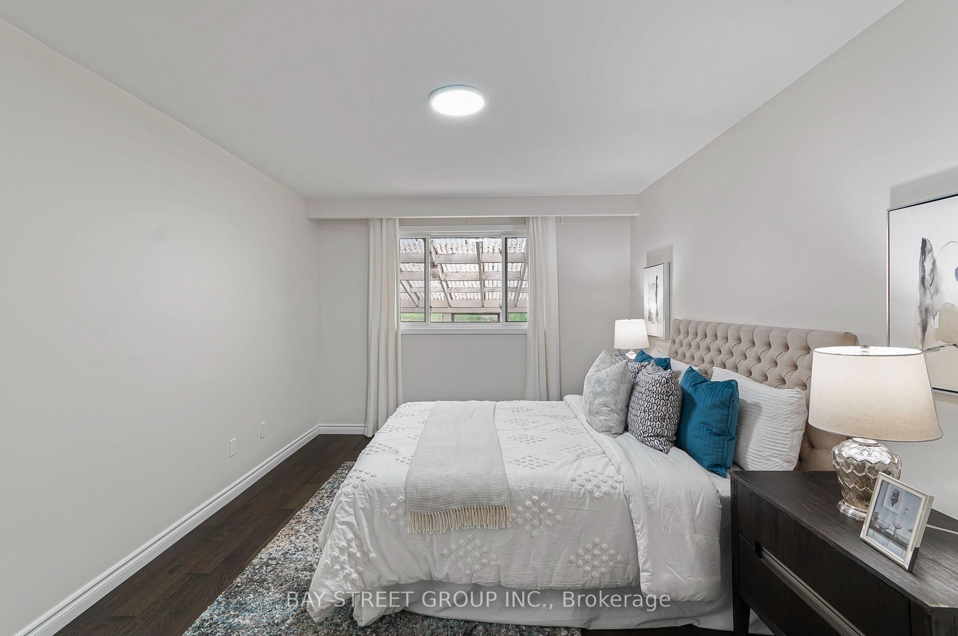 Photo 15 of 89 Mintwood Drive, North York, Bayview Woods-Steeles — HOMEH