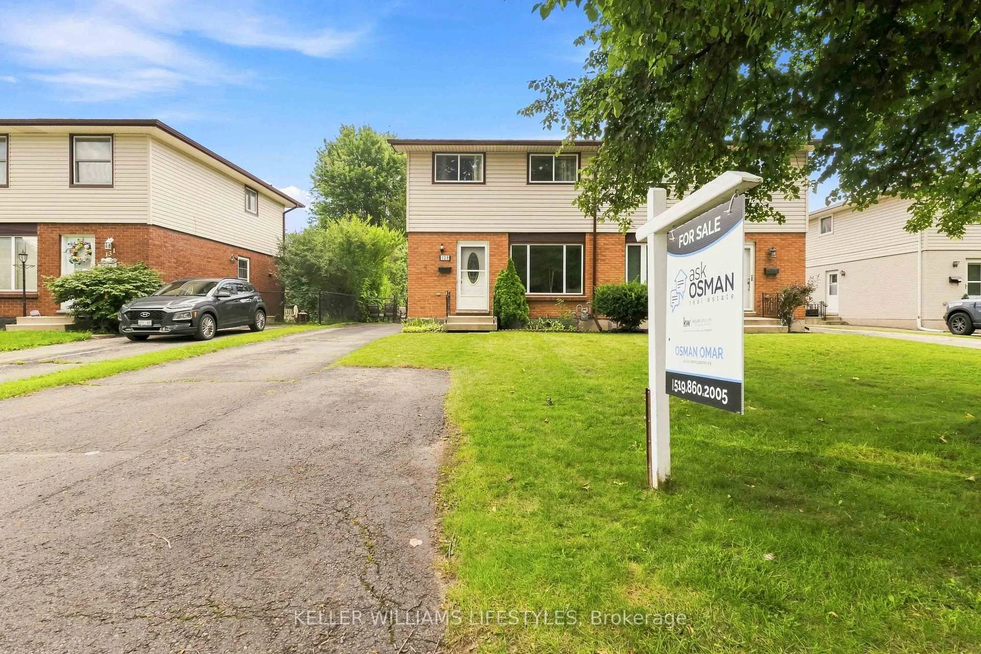 Photo 3 of 129 Culver Crescent, London, East H — HOMEH