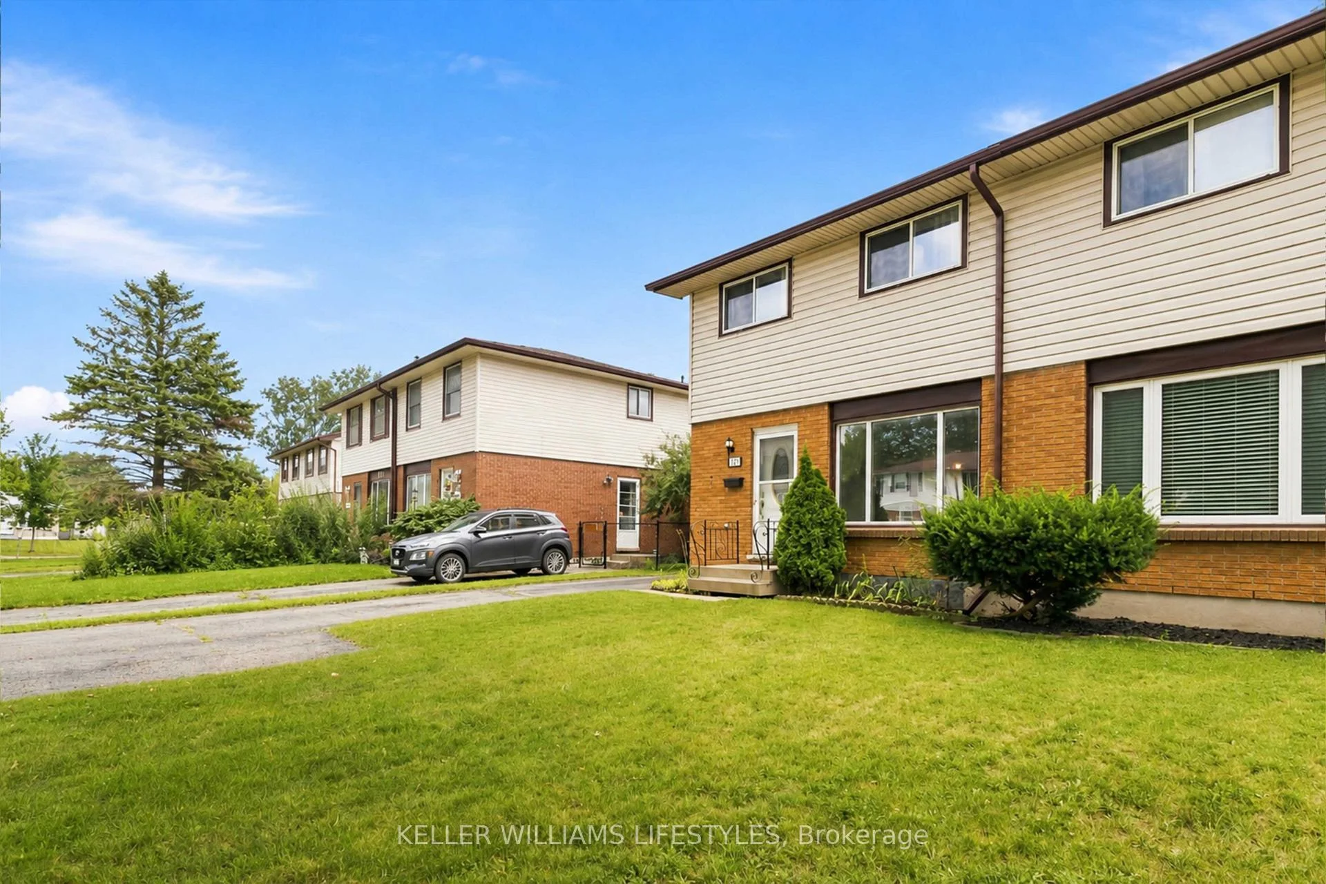 Photo 12 of 129 Culver Crescent, London, East H — HOMEH