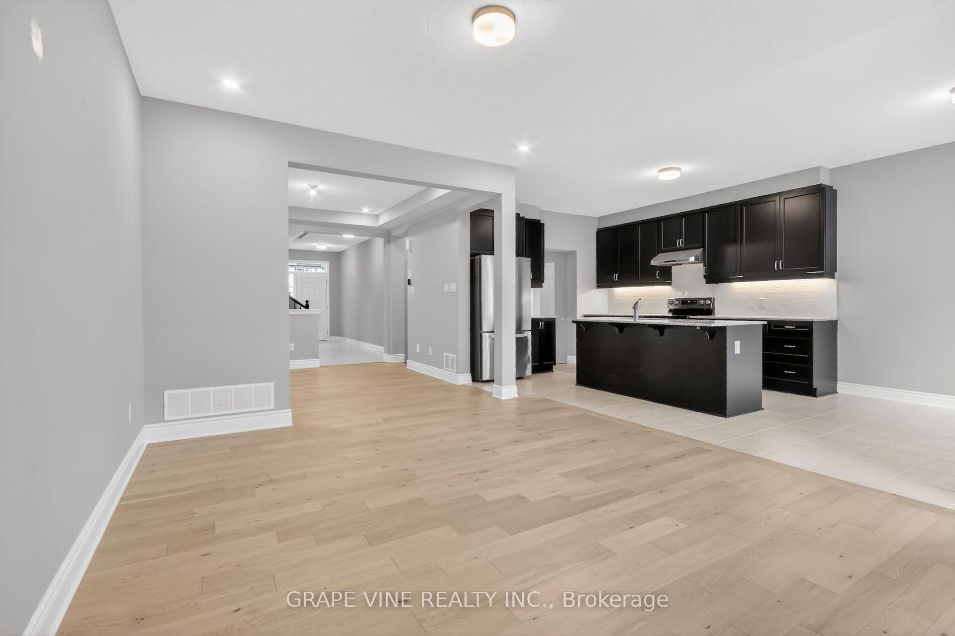 Photo 8 of 316 Crossway Terrace, Ottawa, Stittsville (North) — HOMEH